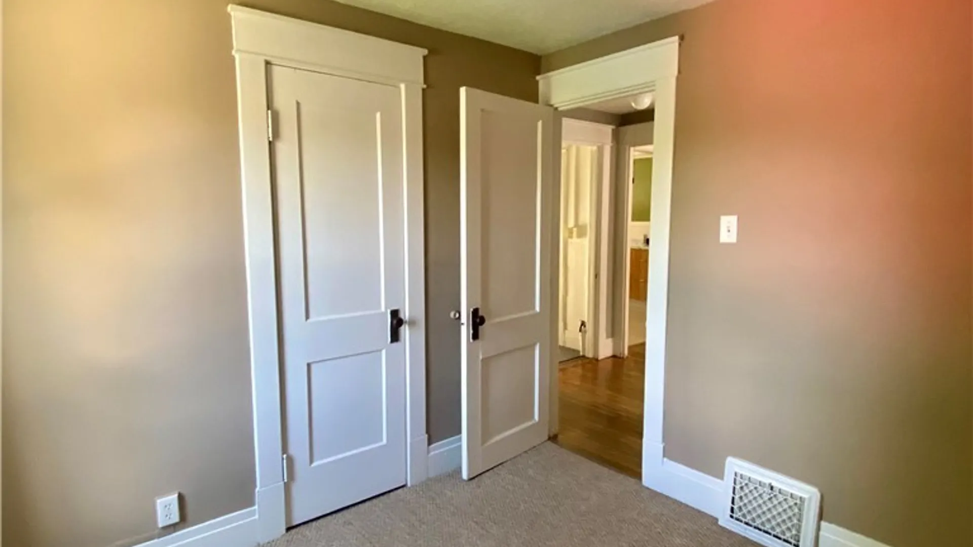 Property at 275 Heath Terrace, Tonawanda, NY 14223 11
