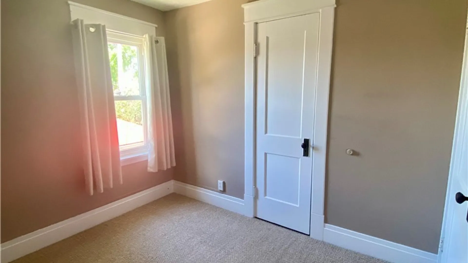 Property at 275 Heath Terrace, Tonawanda, NY 14223 12