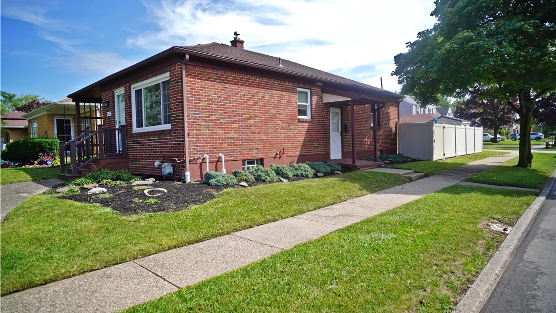 Property at 1547 Colvin Boulevard, Tonawanda, NY 14223 3