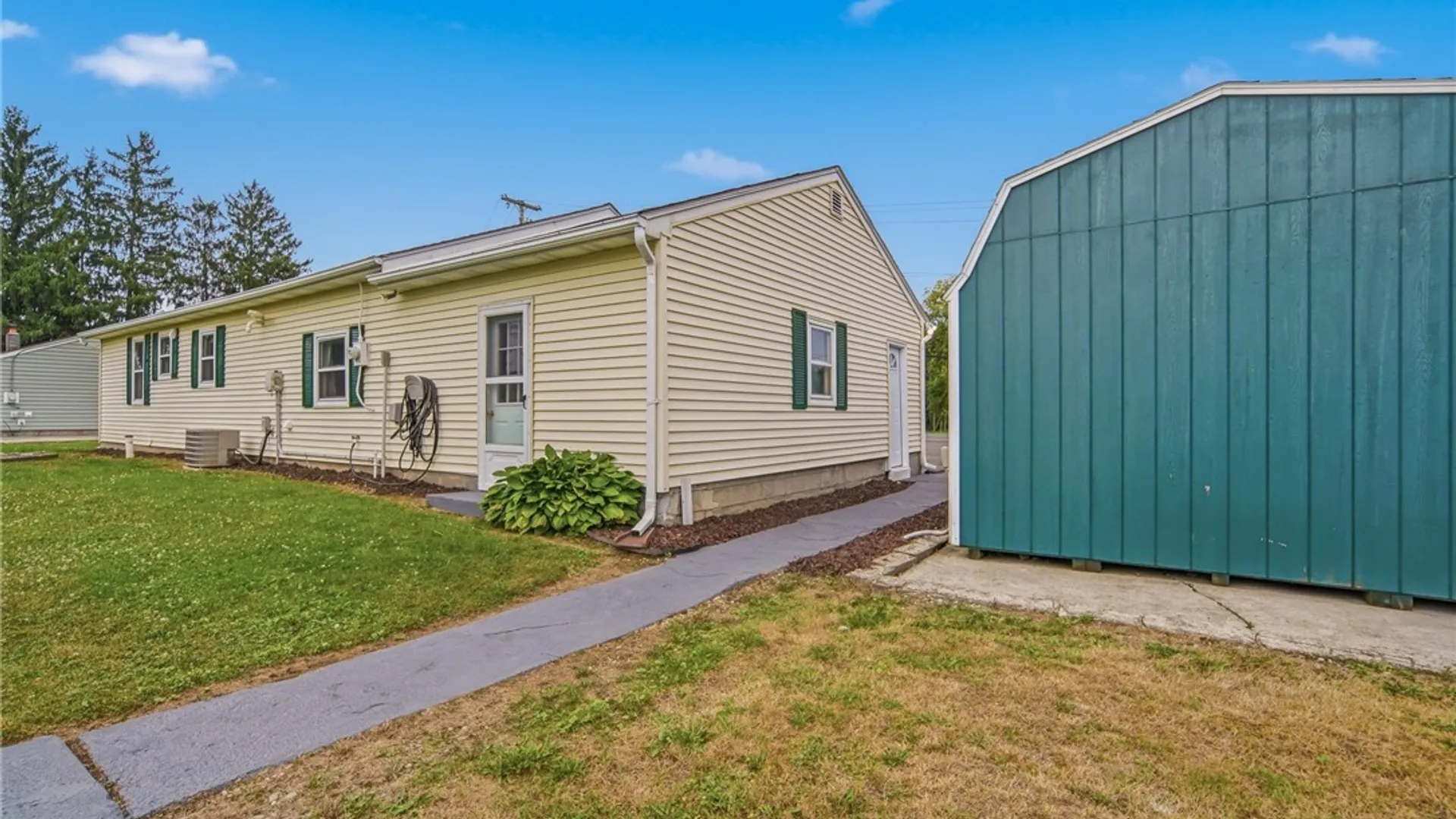 Property at 1325 County Route 12, Schroeppel, NY 13132 32