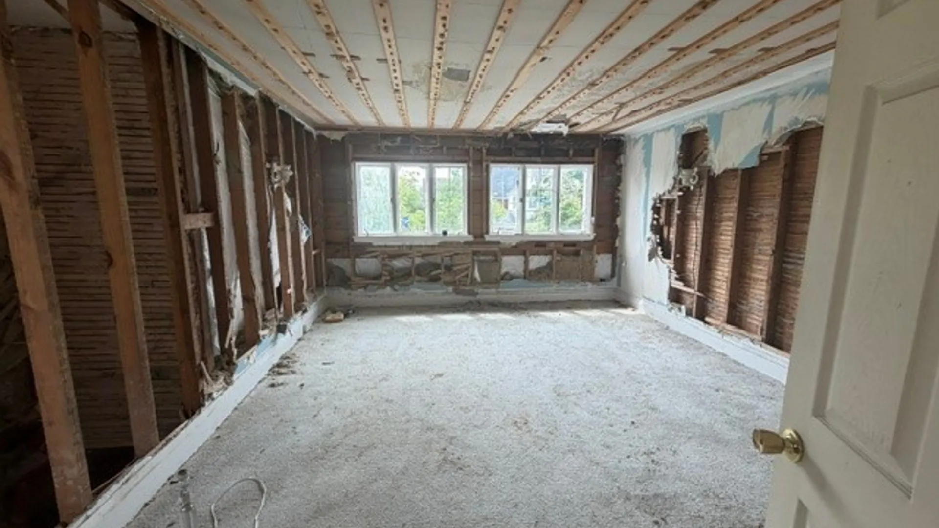 Property at 1416 Fort Ave, Niagara Falls, NY 14303 12