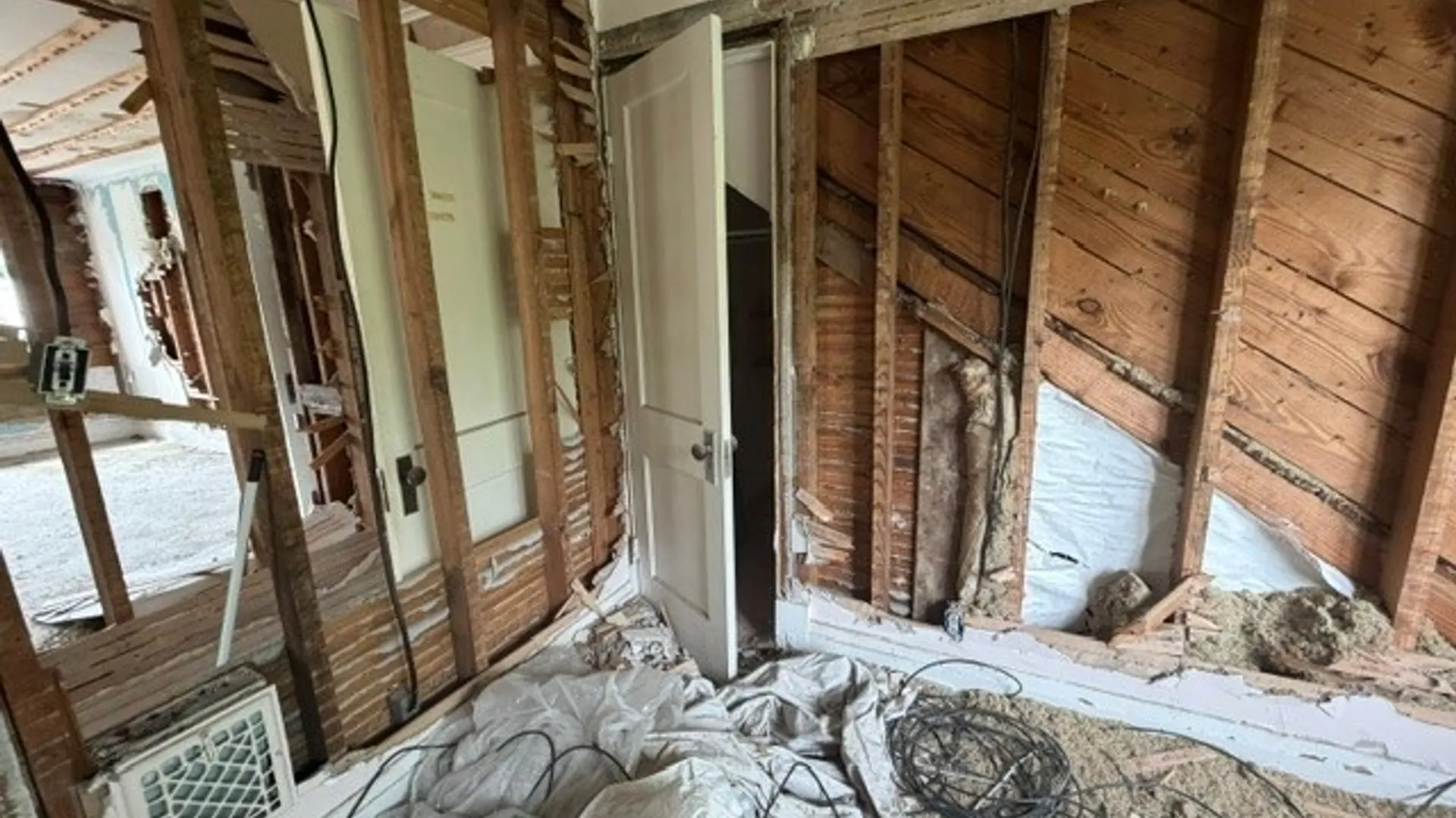 Property at 1416 Fort Ave, Niagara Falls, NY 14303 18