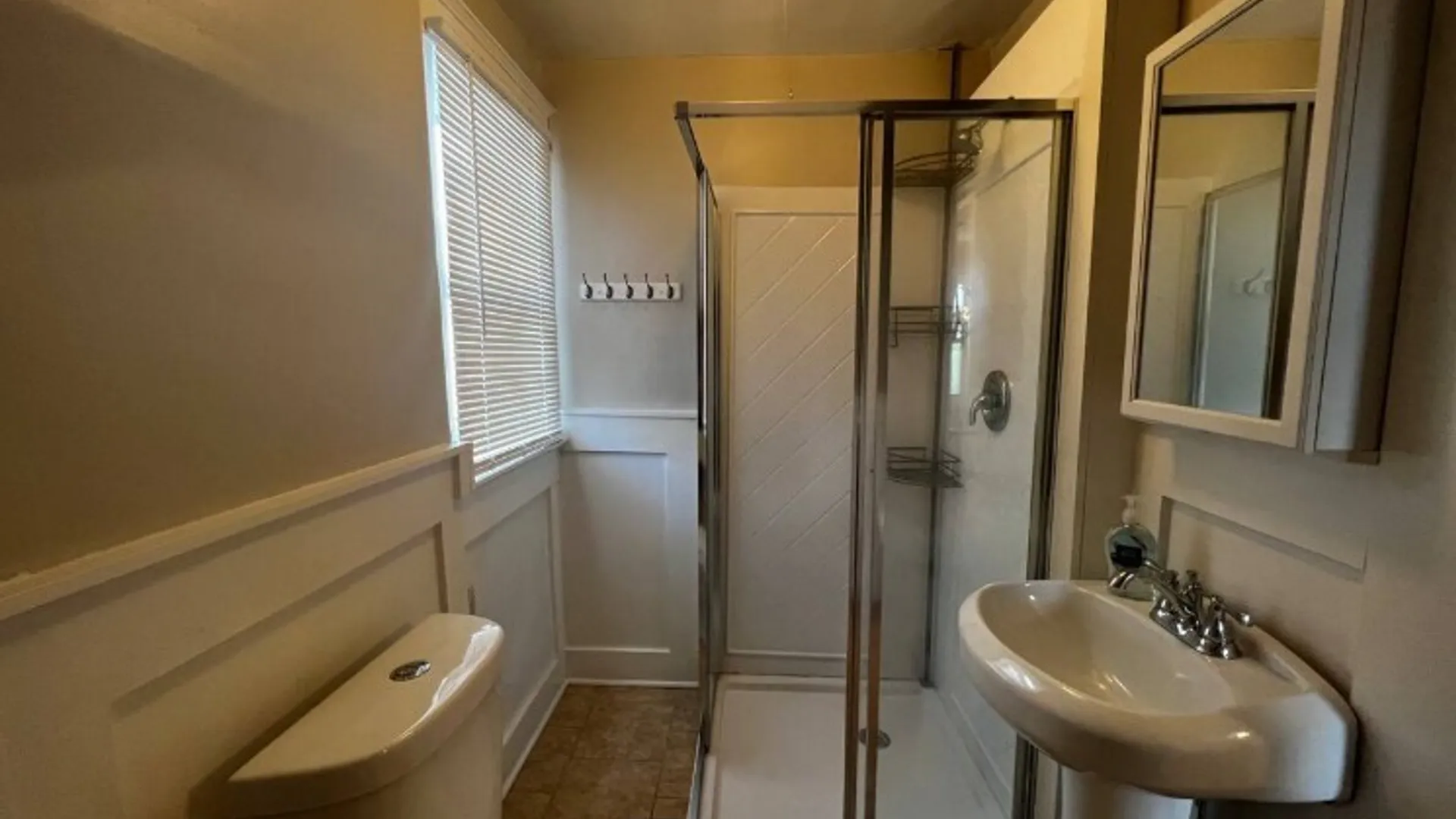 Property at 616 Chilton Avenue, Niagara Falls, NY 14301 16