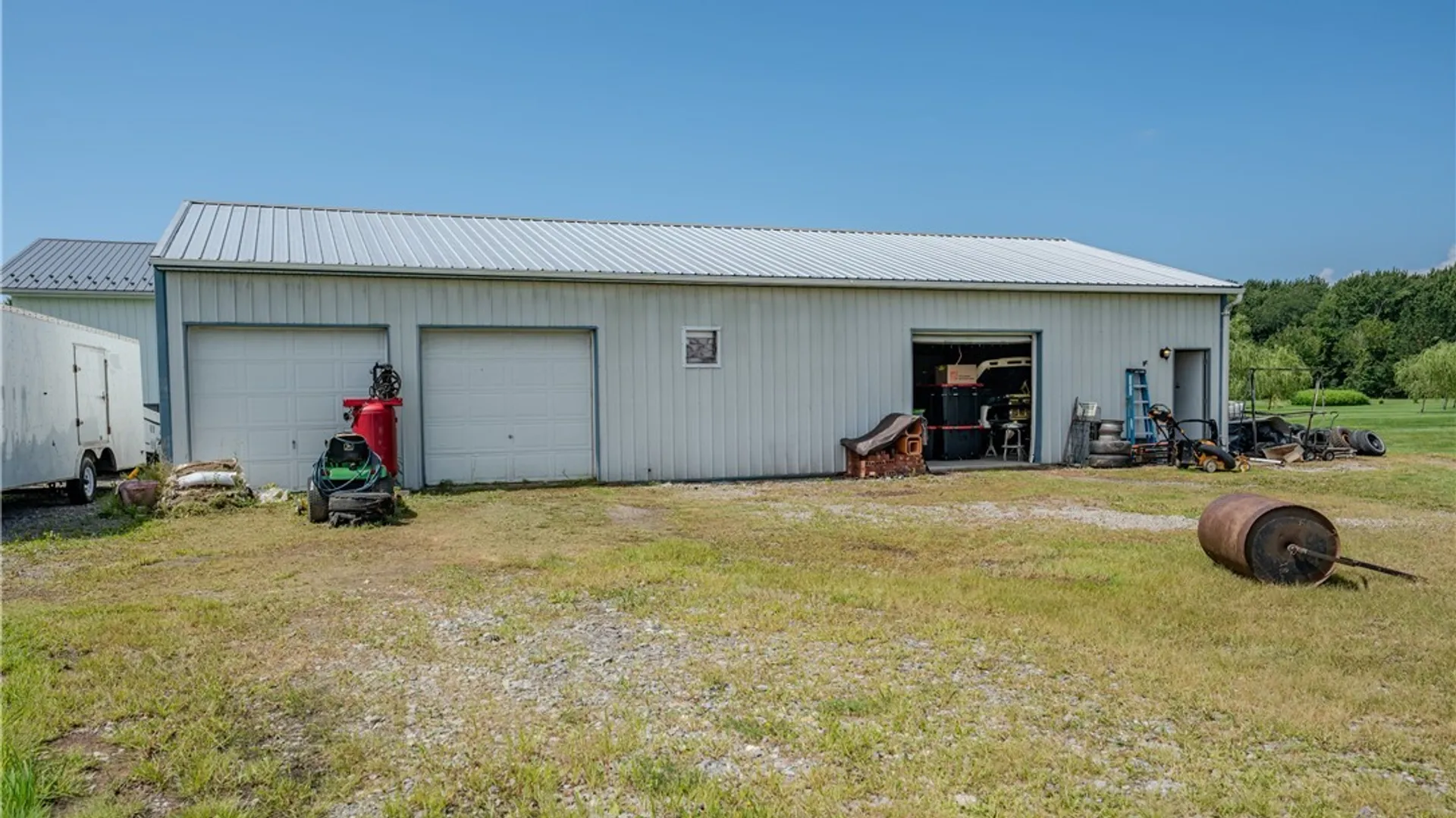 Property at 3545 Moyer Road, Wheatfield, NY 14120 4