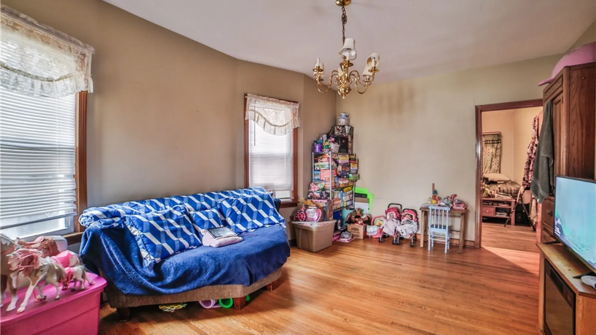 Property at 422 Marilla Street, Buffalo, NY 14220 25