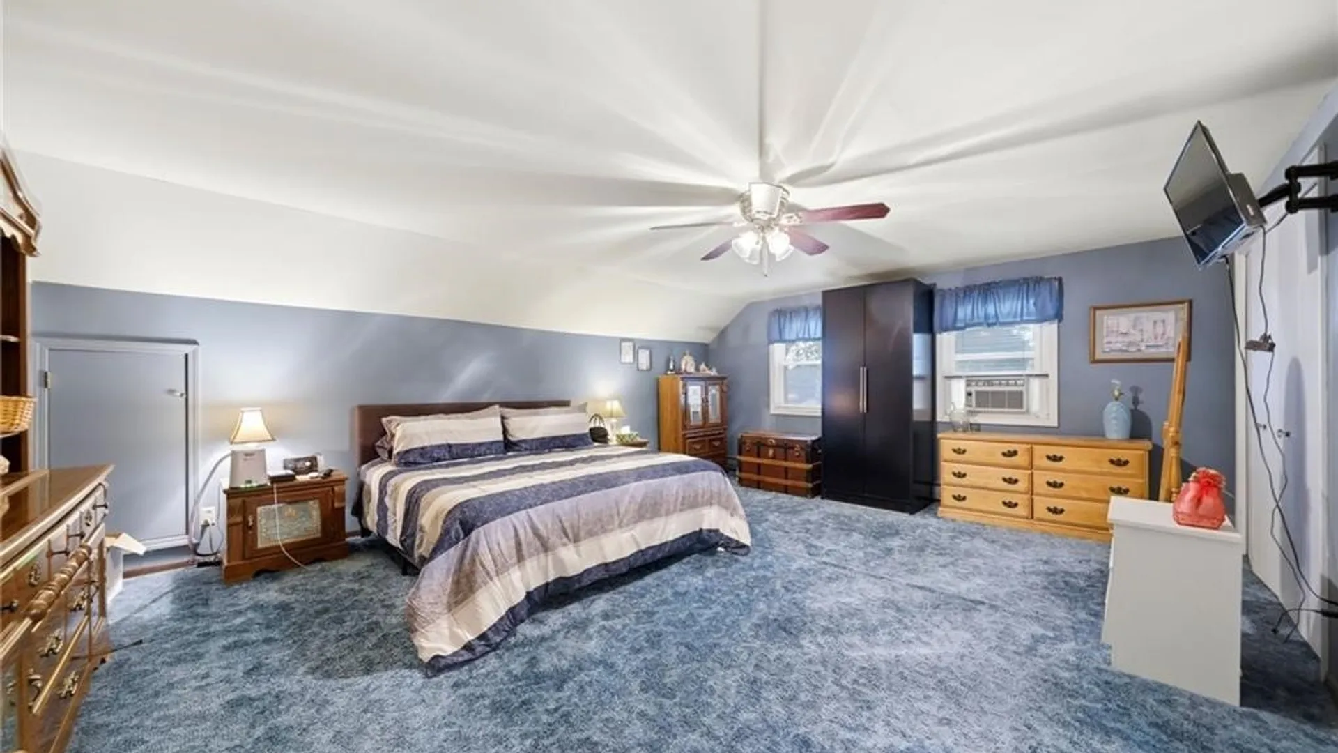 Property at 3 Maple Avenue, Elba, NY 14058 10