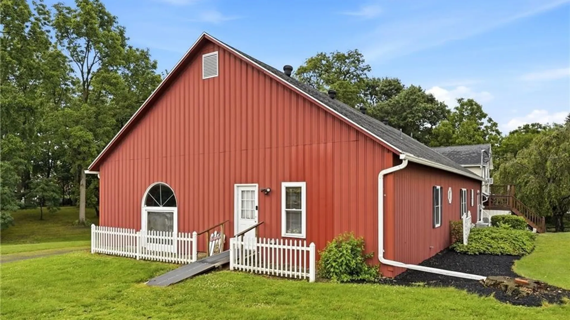 Property at 3 Maple Avenue, Elba, NY 14058 38