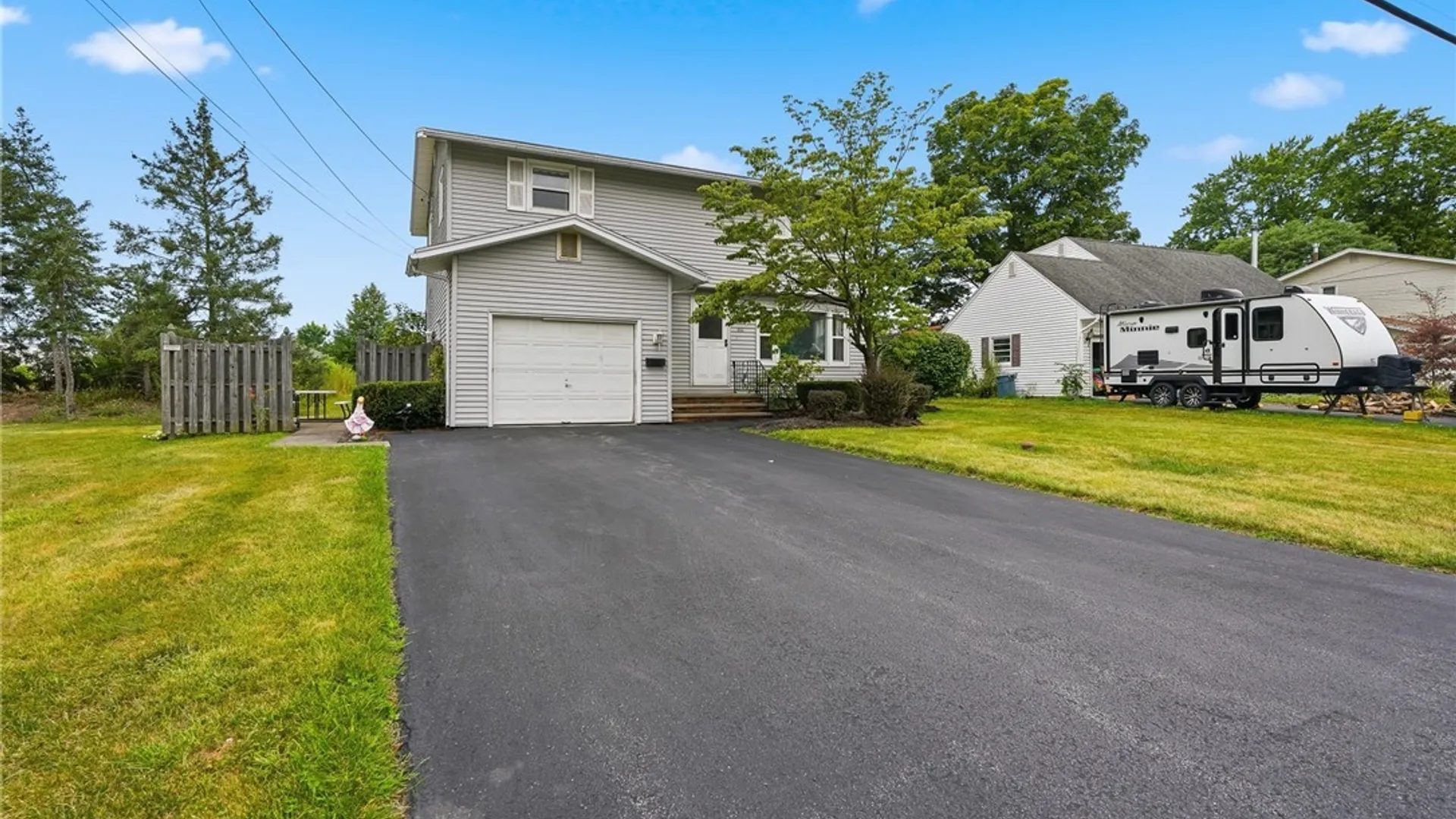 Property at 111 Patricia Drive, Salina, NY 13212 6