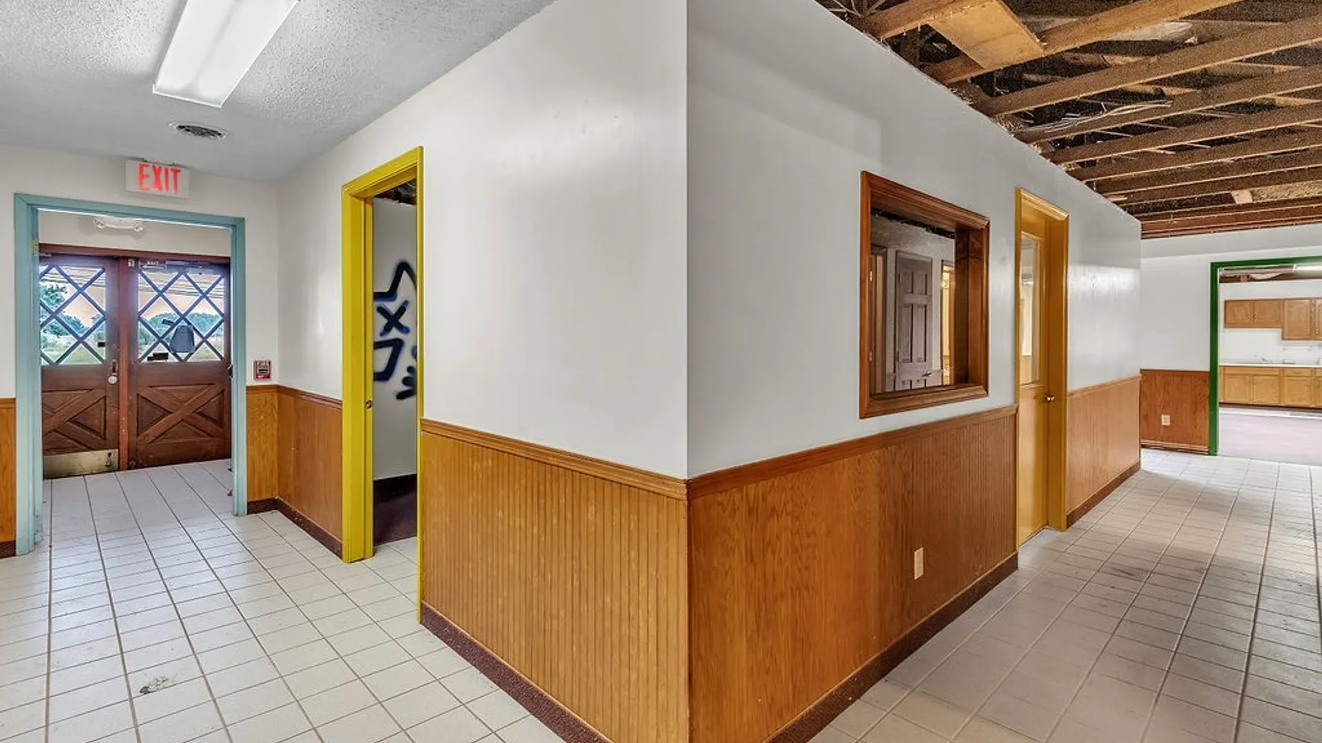 Property at 6260 Goodrich Road, Clarence, NY 14032 16