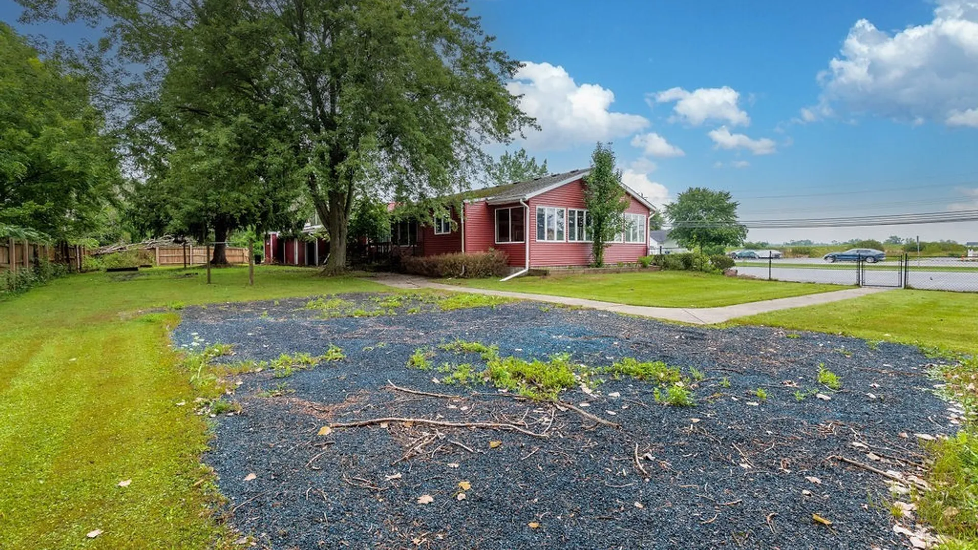 Property at 6260 Goodrich Road, Clarence, NY 14032 5