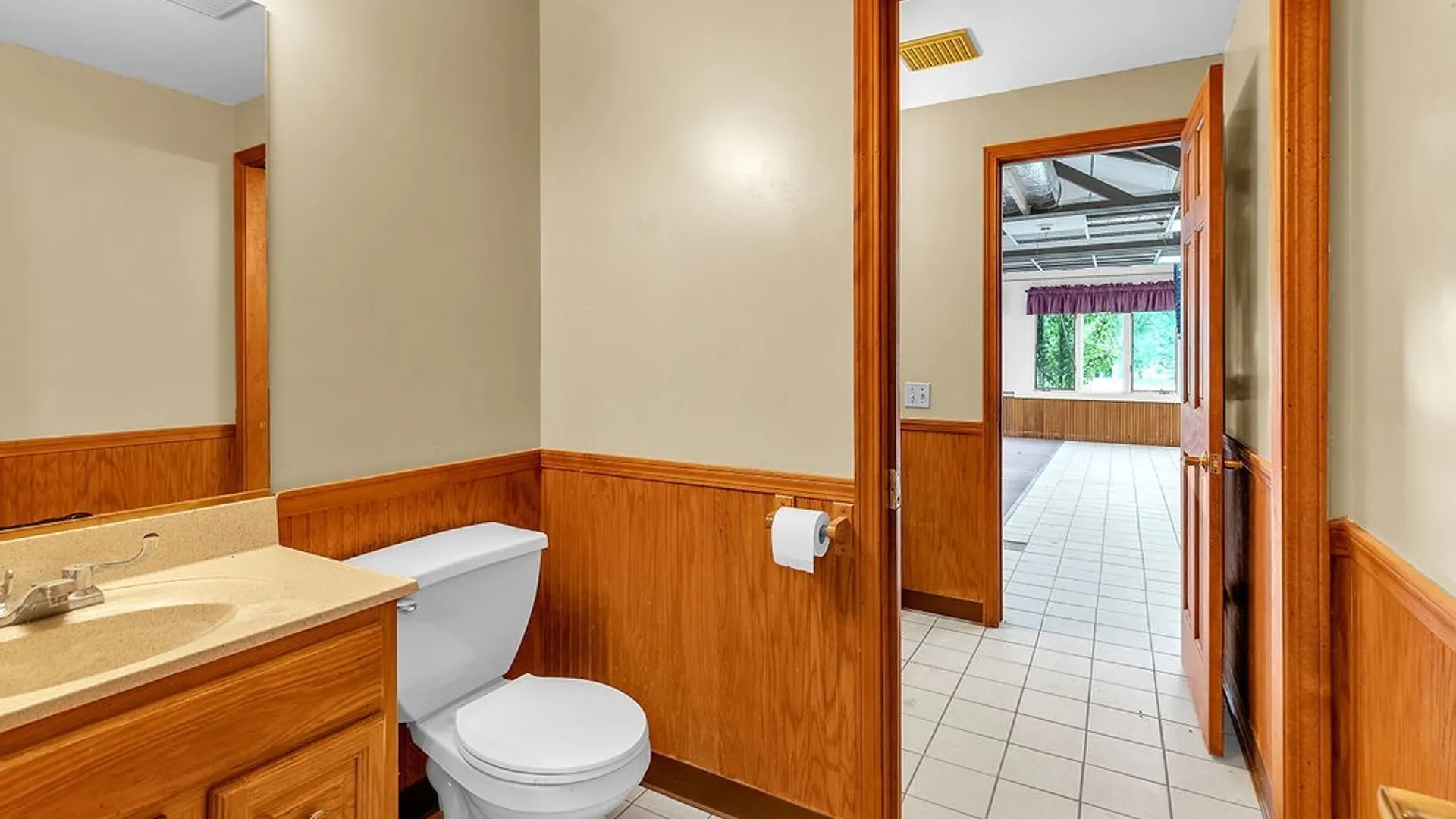 Property at 6260 Goodrich Road, Clarence, NY 14032 36