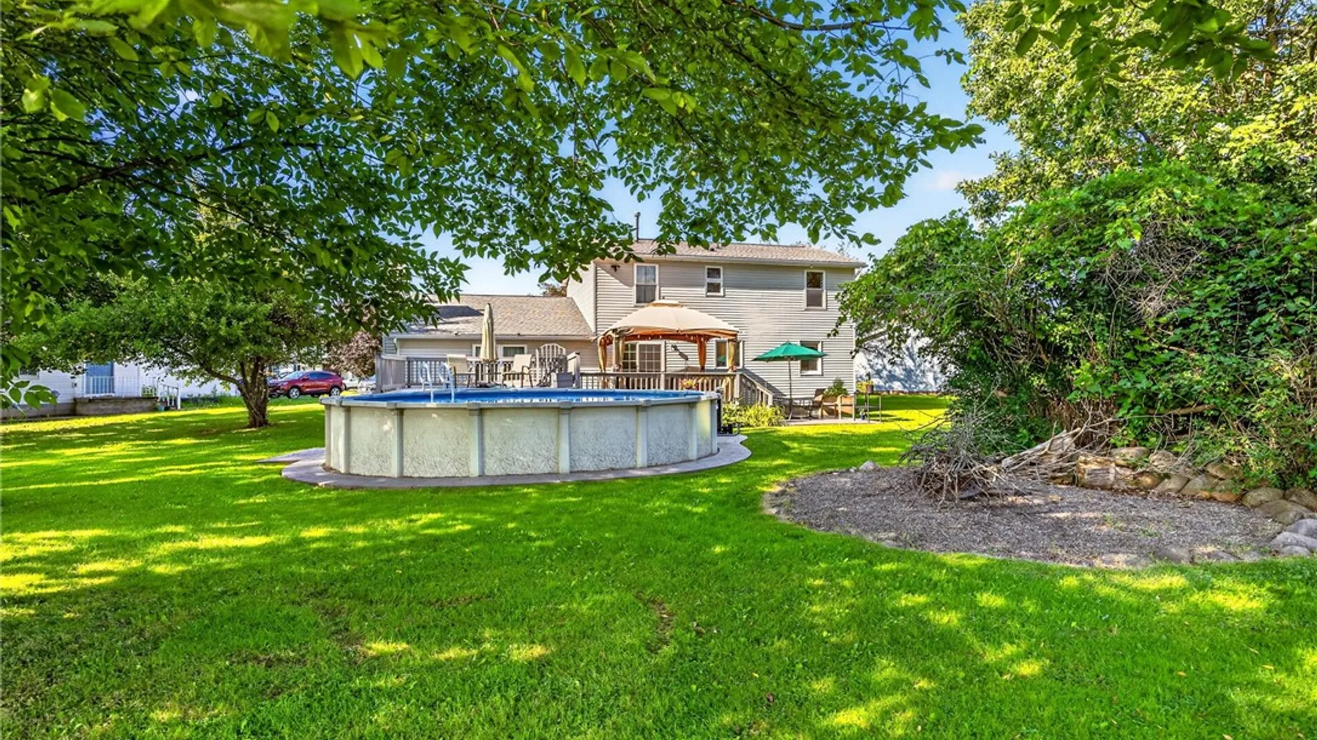 Property at 8 Yellowrose Circle, Clarkson, NY 14420 35