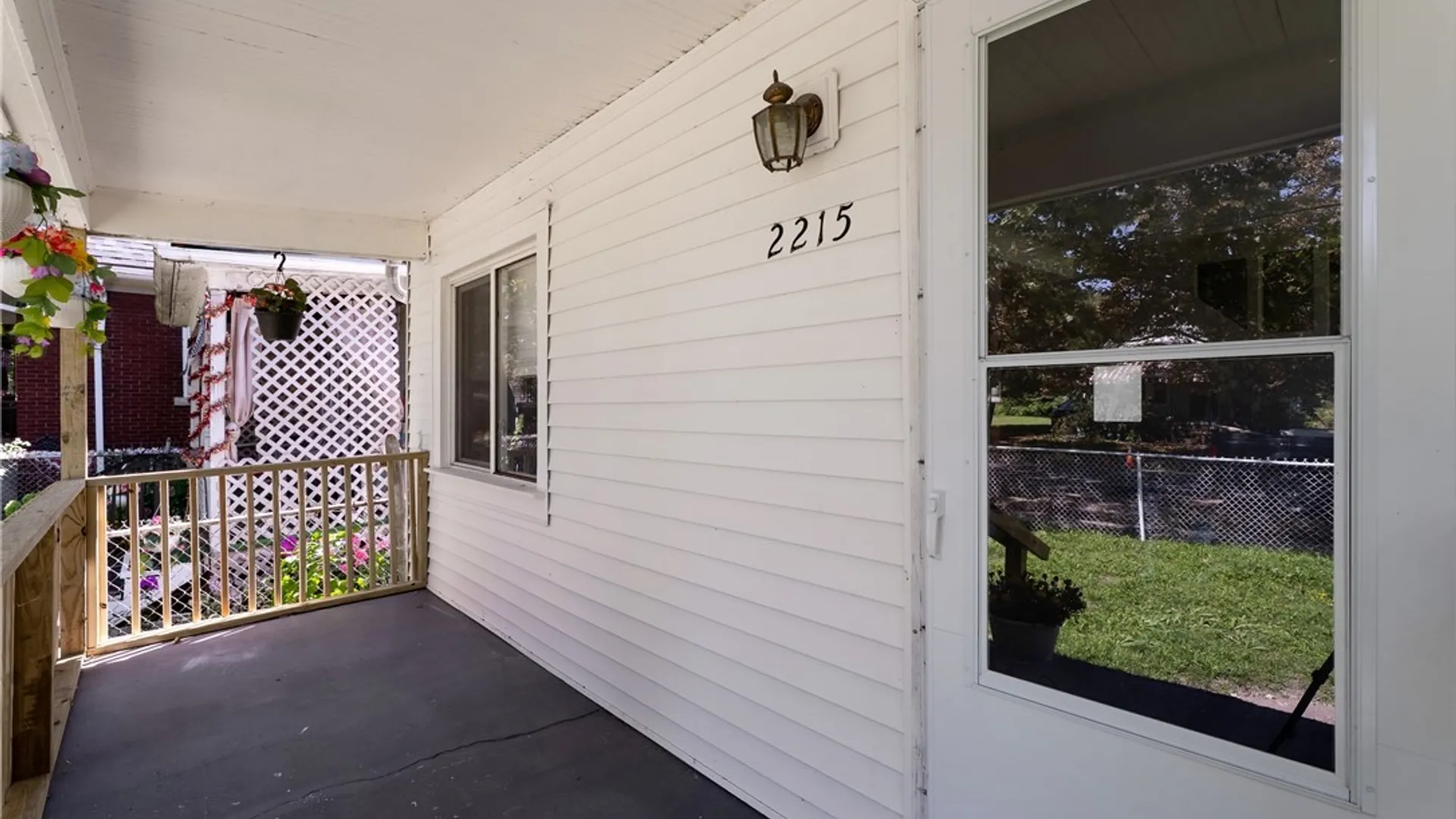 Property at 2215 Cudaback Avenue, Niagara Falls, NY 14303 4
