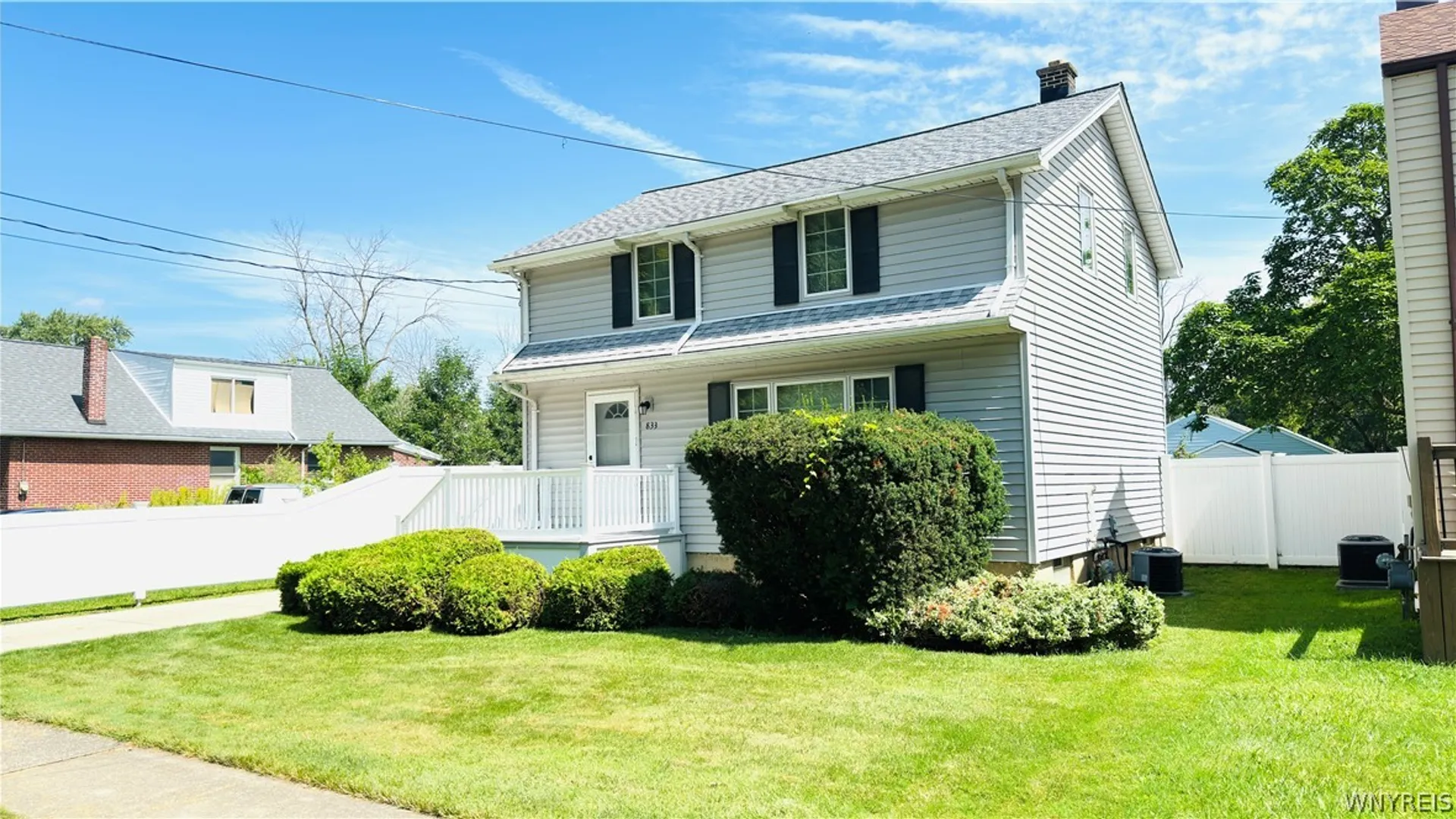 Property at 833 92nd Street, Niagara Falls, NY 14304 3