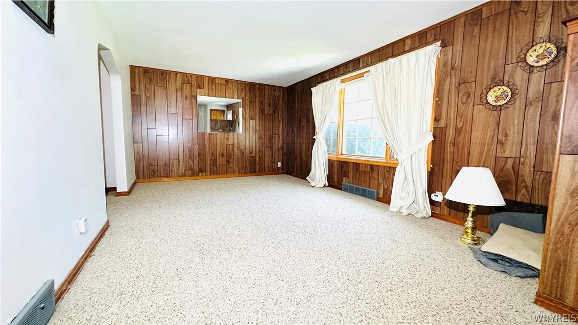 Property at 833 92nd Street, Niagara Falls, NY 14304 7