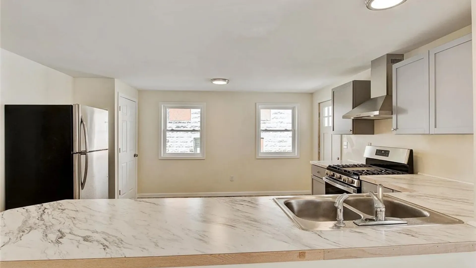 Property at 1002 Park Street, Syracuse, NY 13208 7