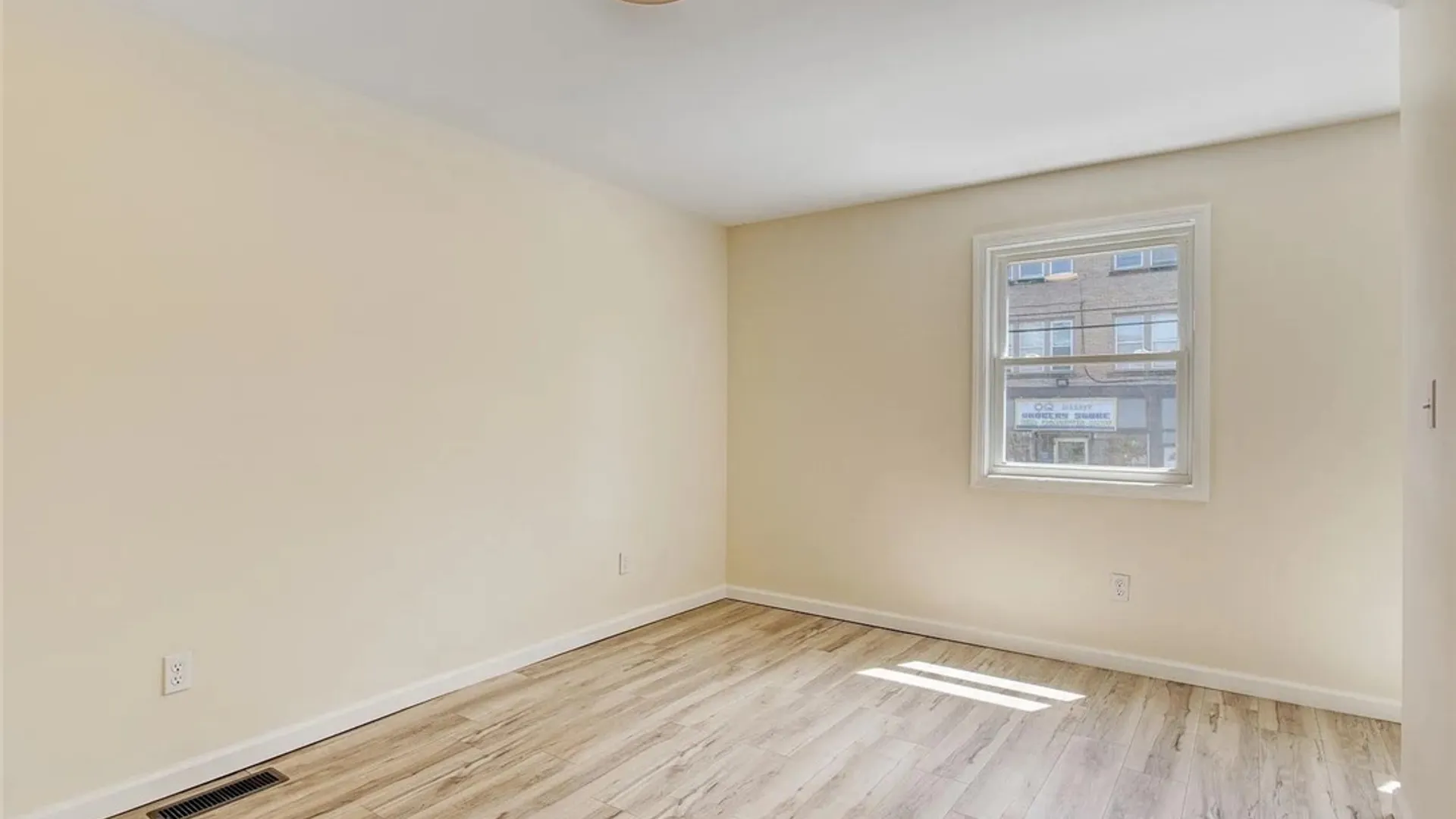 Property at 1002 Park Street, Syracuse, NY 13208 13