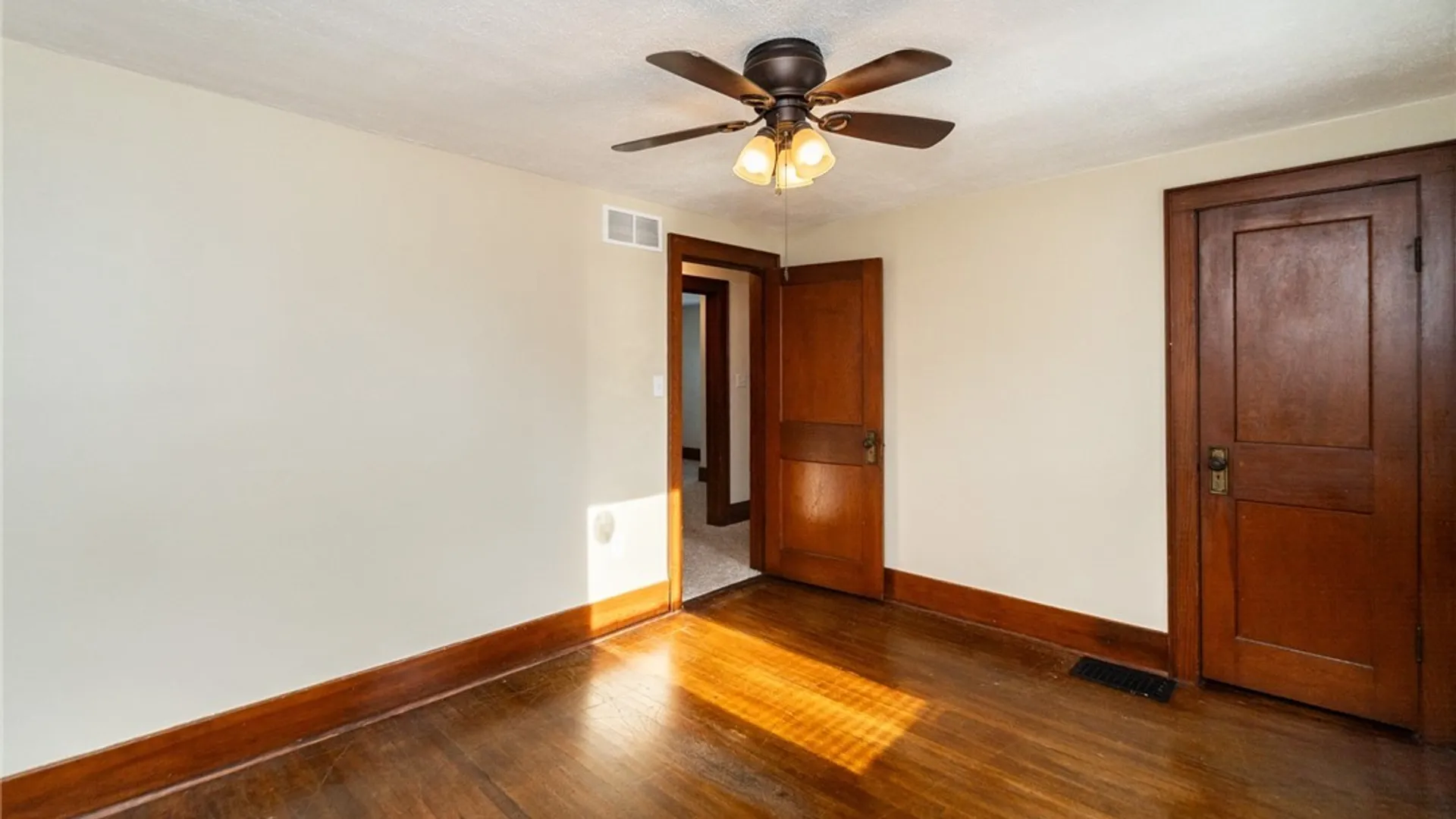 Property at 123 Oak Street, Batavia City, NY 14020 24