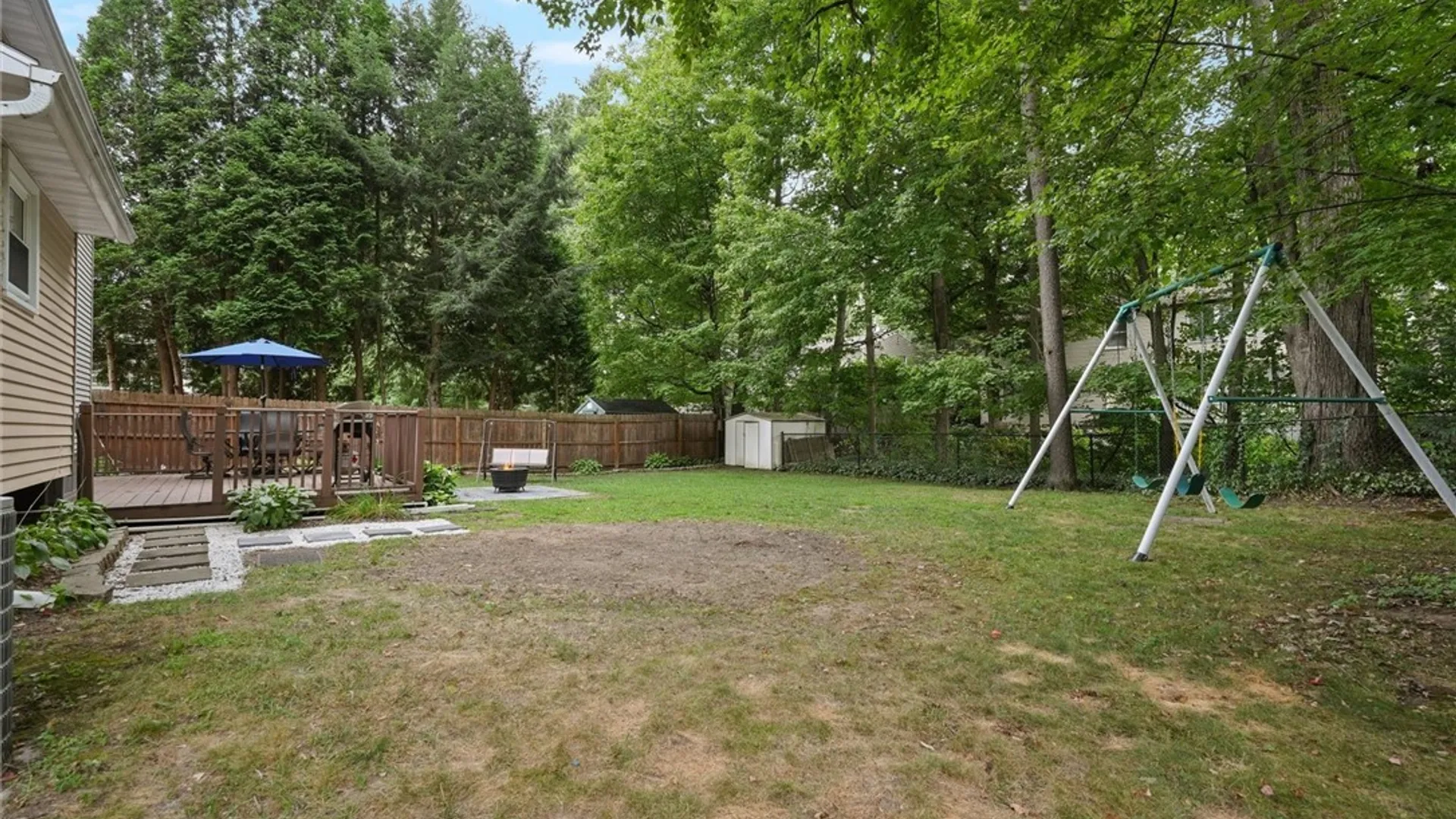 Property at 4333 Luna Course, Clay, NY 13090 37