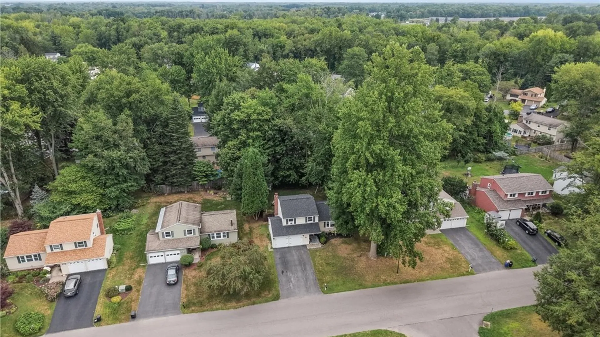 Property at 4333 Luna Course, Clay, NY 13090 38