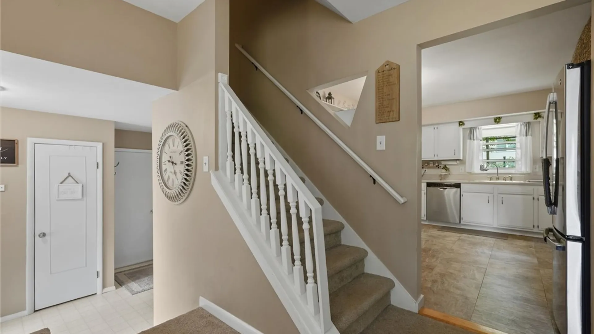 Property at 4333 Luna Course, Clay, NY 13090 21