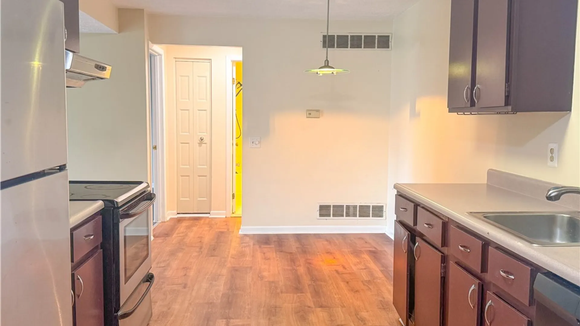 Property at 10-2 High Gate, Perinton, NY 14450 6