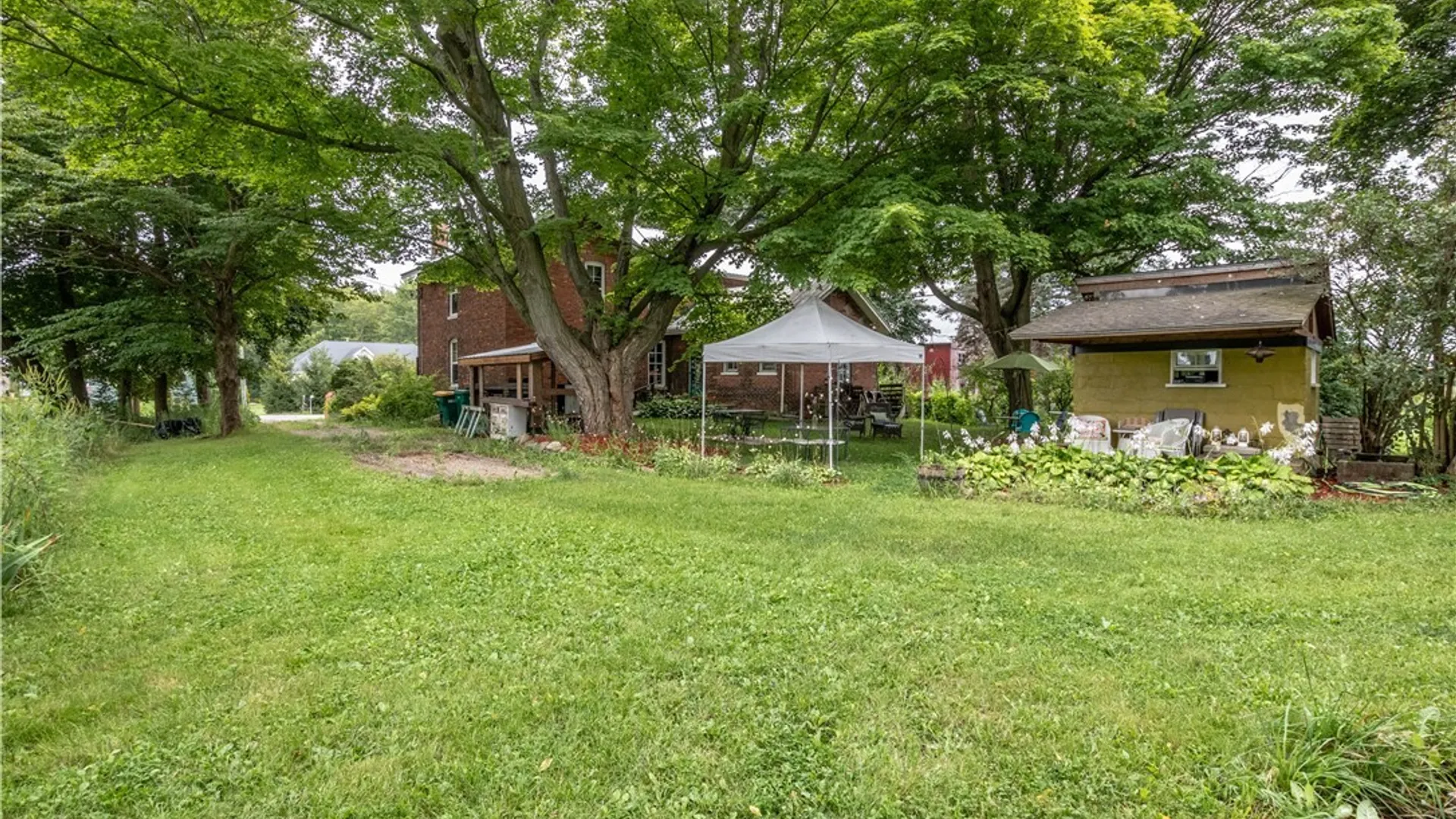 Property at 6110 Salt Rd, Clarence, NY 14031 31