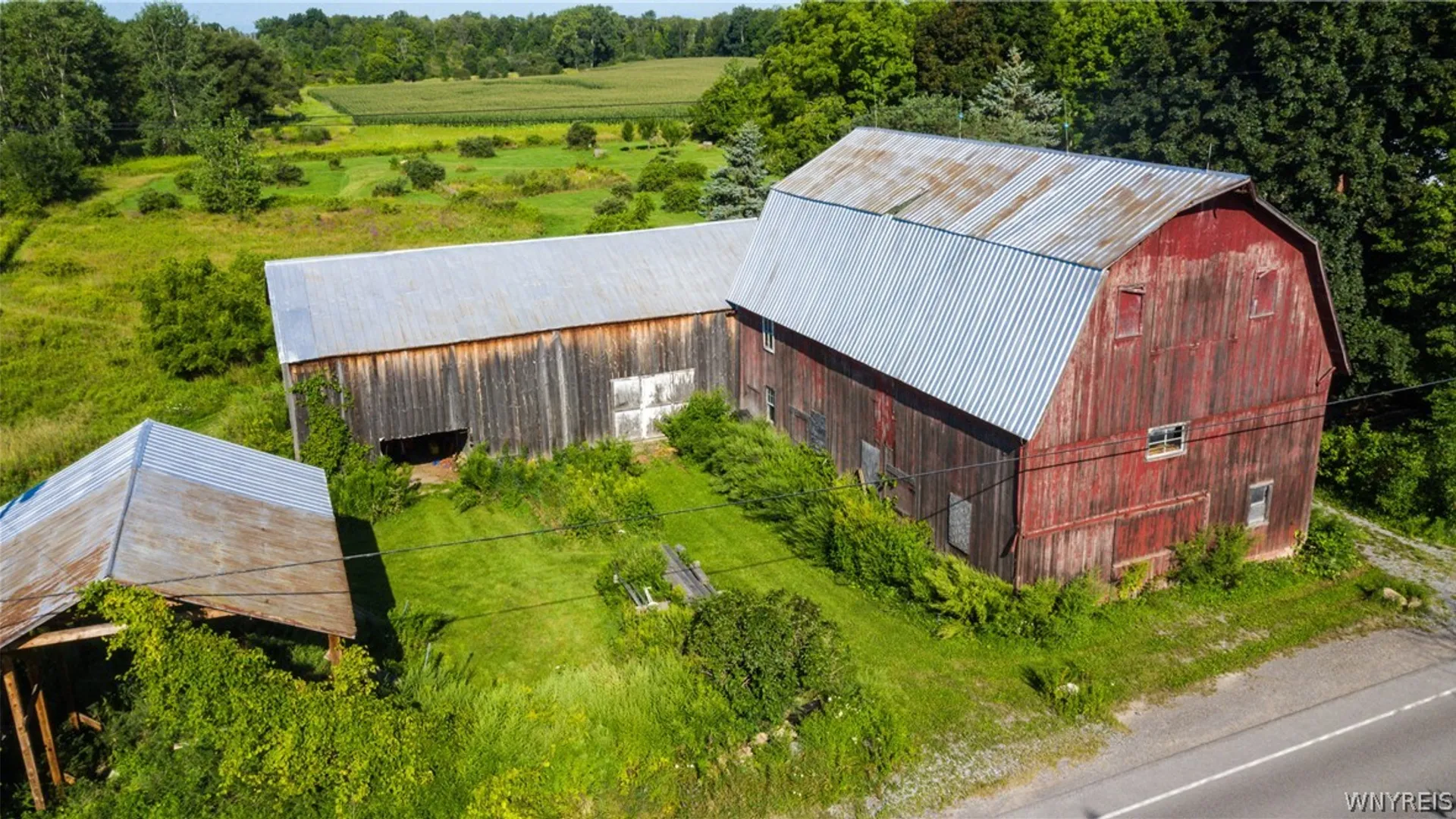 Property at 6110 Salt Rd, Clarence, NY 14031 34