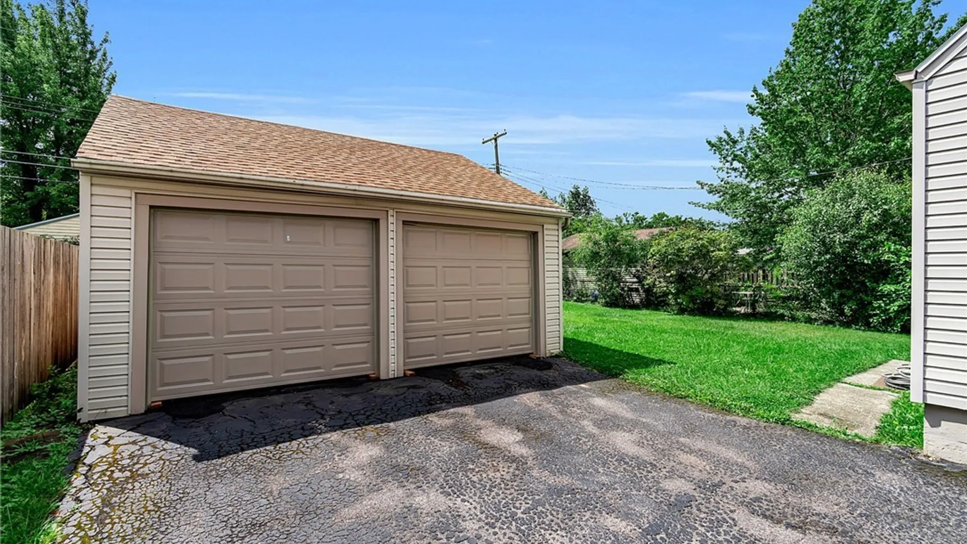 Property at 194 Tremaine Avenue, Tonawanda, NY 14217 29