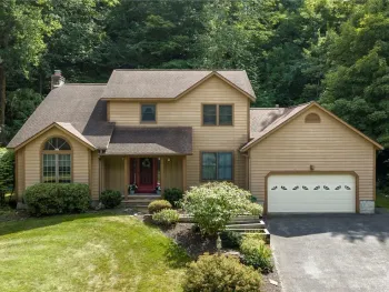 Property at 5169 Wagon Trails End, Onondaga, NY 13215