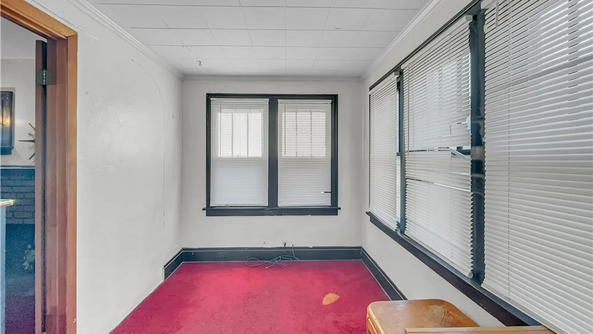 Property at 375 Winspear Avenue, Buffalo, NY 14215 8