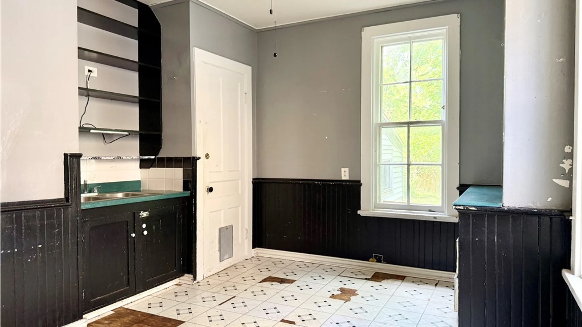 Property at 478 W Ferry, Buffalo, NY 14213 6