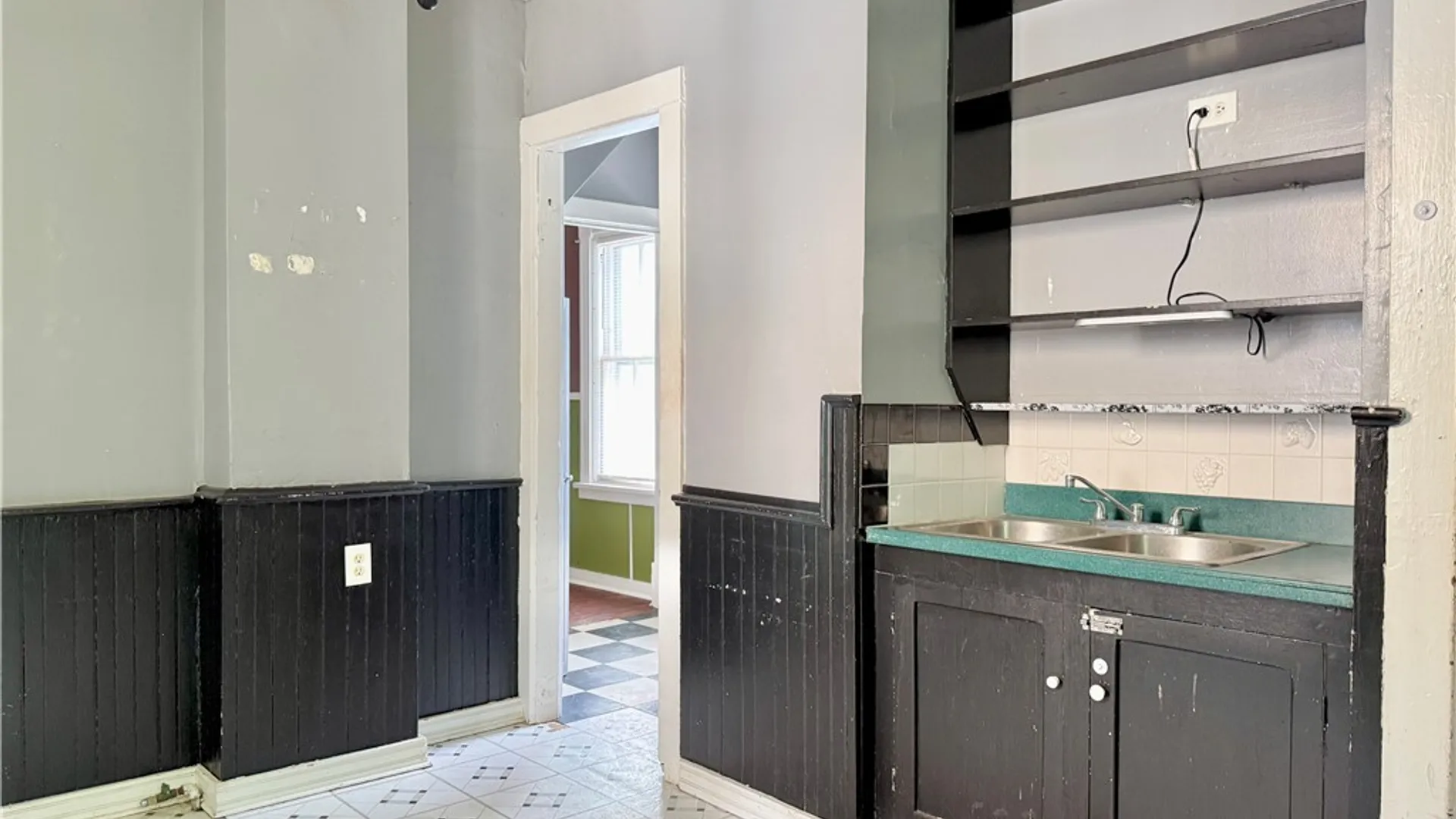 Property at 478 W Ferry, Buffalo, NY 14213 8