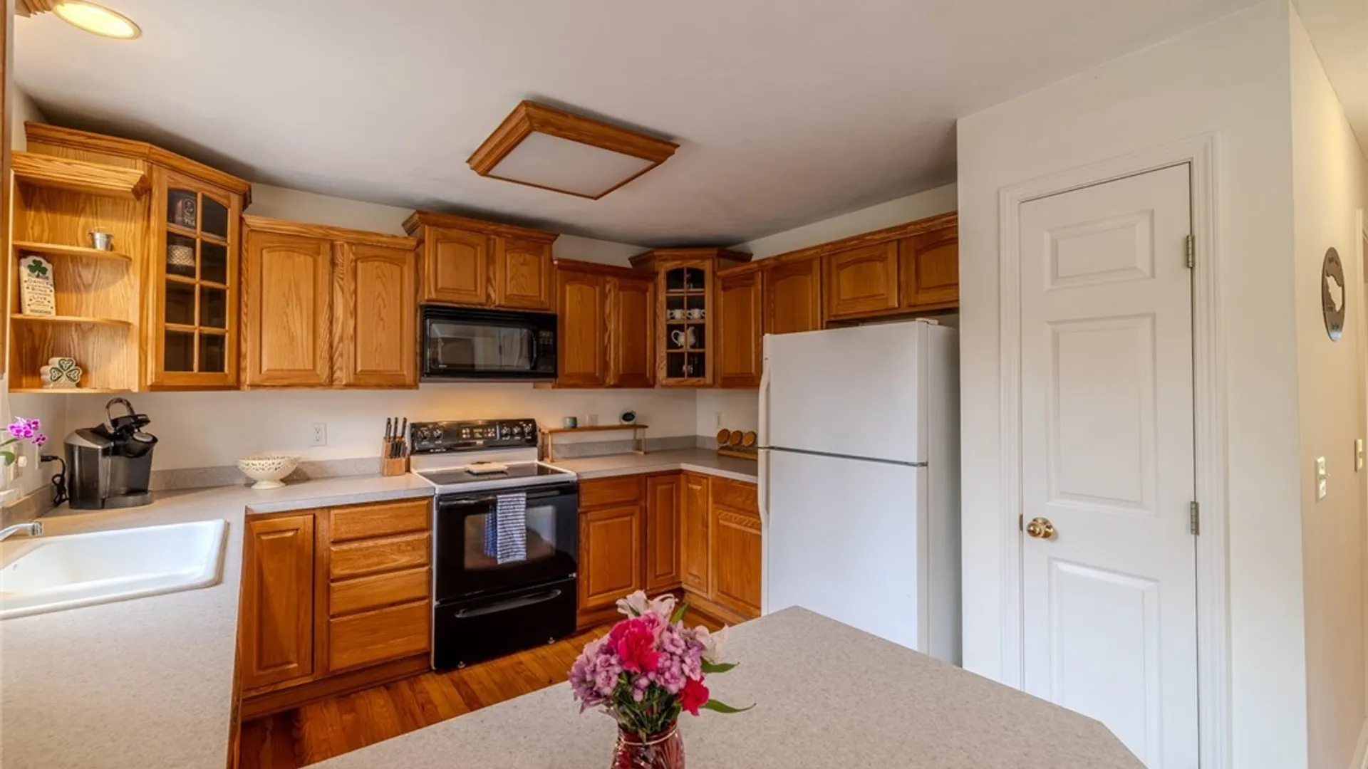 Property at 9430 Hawkeye Drive, Cicero, NY 13029 13