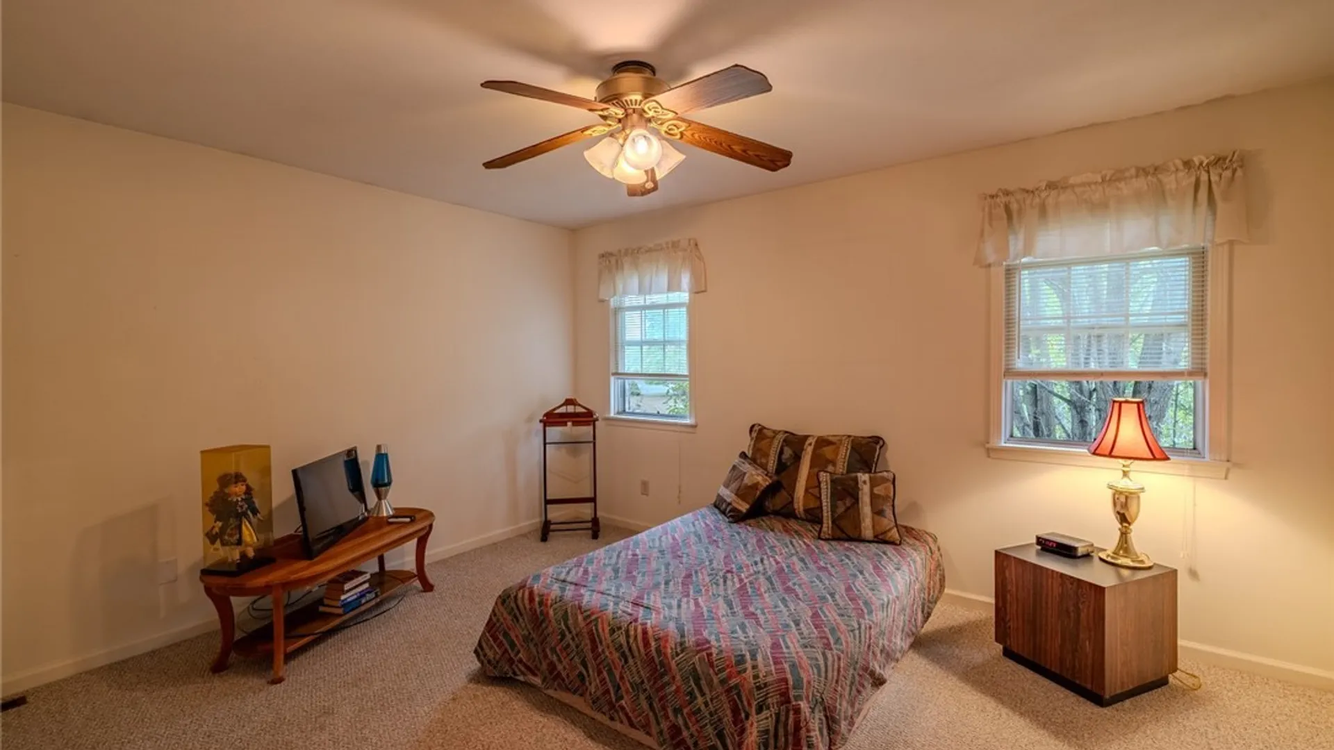 Property at 9430 Hawkeye Drive, Cicero, NY 13029 26