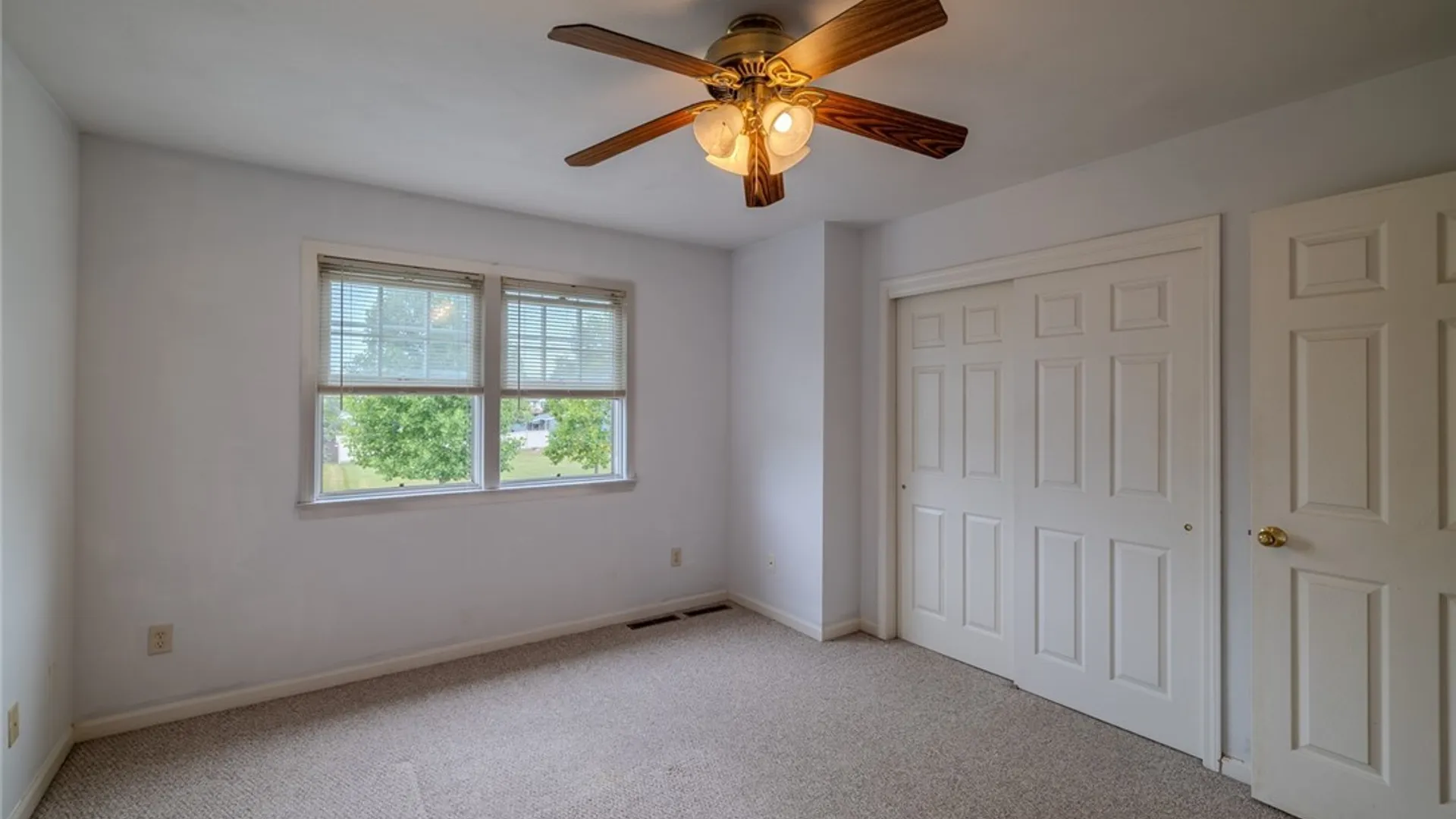 Property at 9430 Hawkeye Drive, Cicero, NY 13029 30