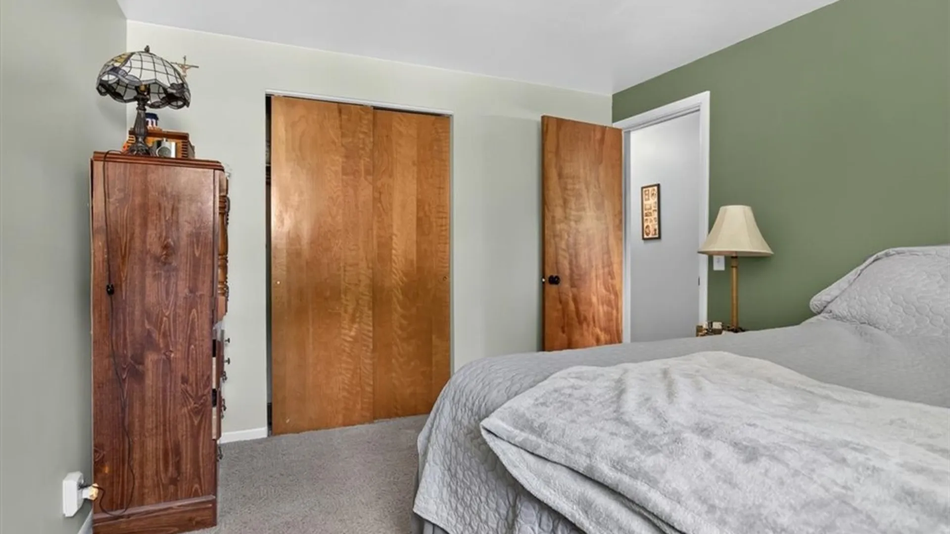 Property at 17 Briarwood Lane, Perinton, NY 14450 23