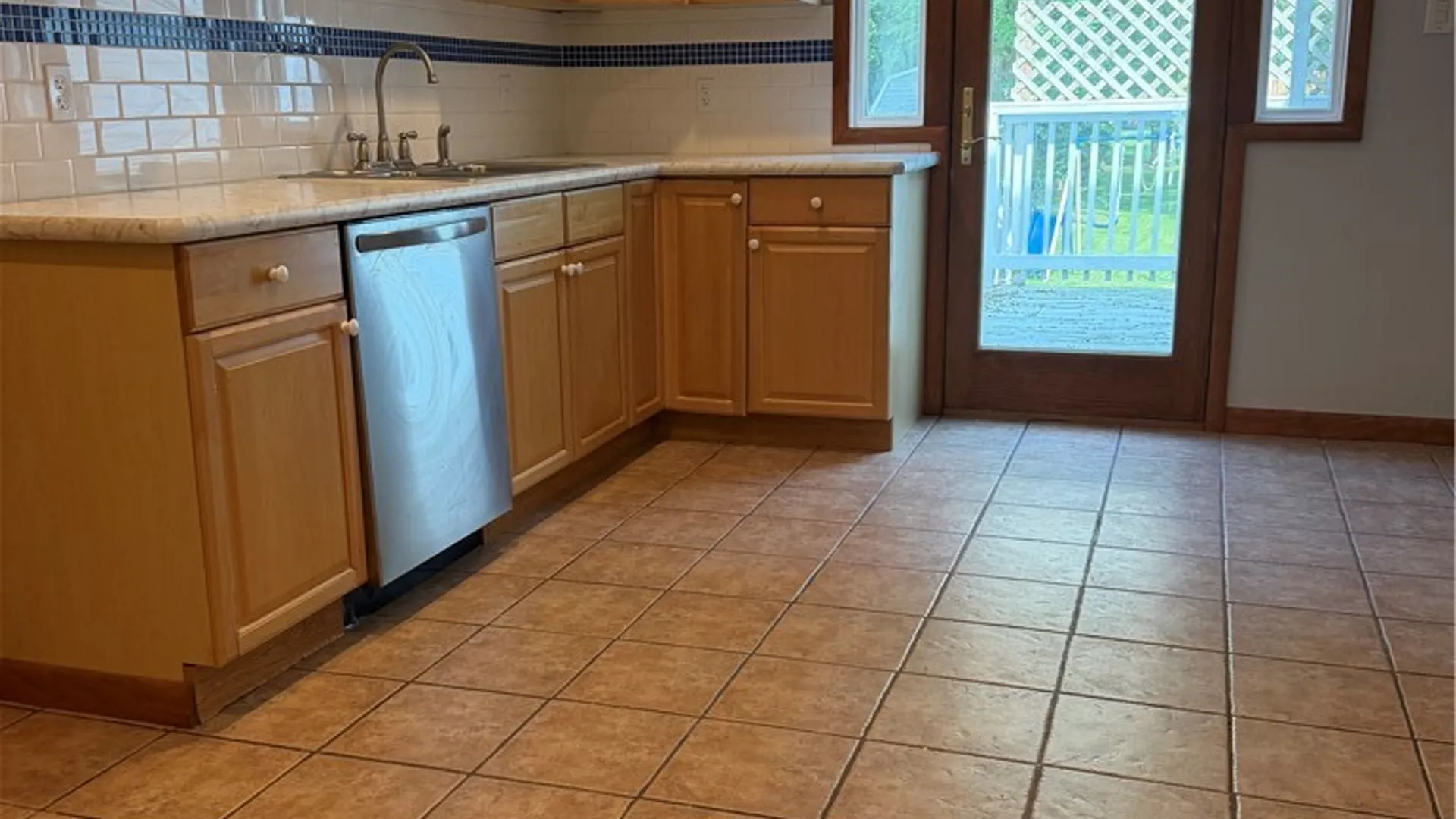 Property at 781 Campbell Boulevard, Amherst, NY 14228 4