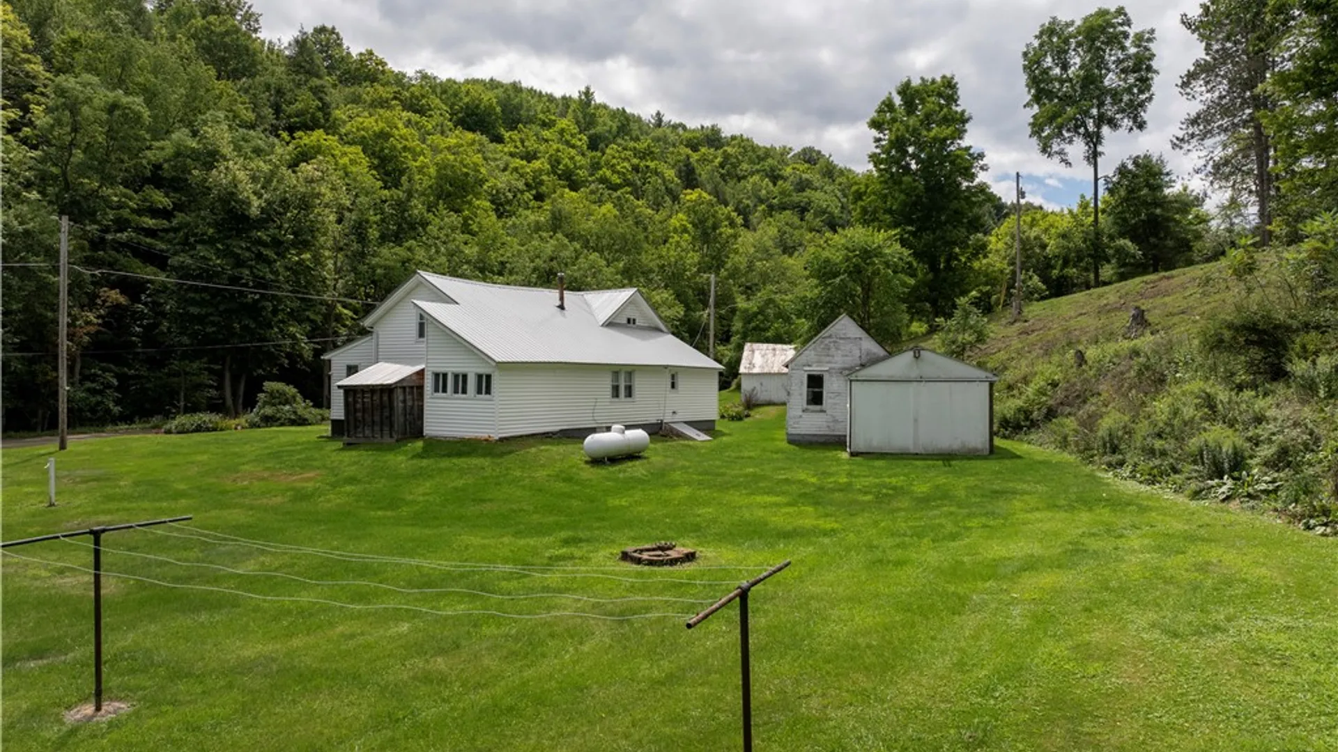 Property at 6961 Wilbur Road, Bath, NY 14810 5