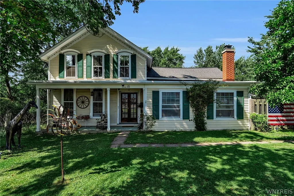 Property at 26 Reserve Road, West Seneca, NY 14224