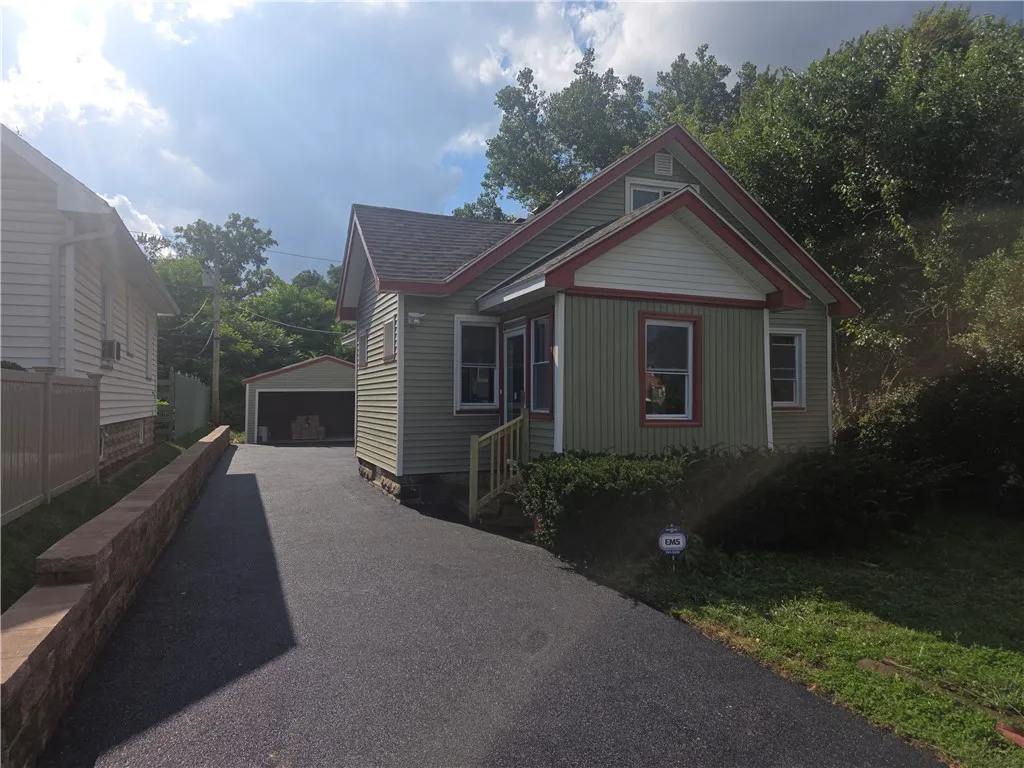 Property at 37 Glenora Drive, Greece, NY 14615
