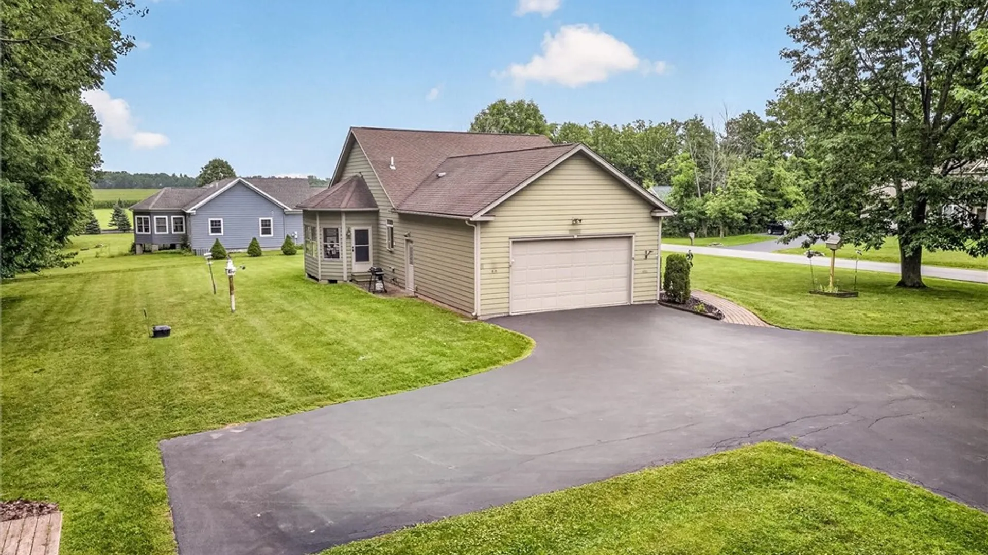 Property at 6557 Florence Lane, Livonia, NY 14487 9