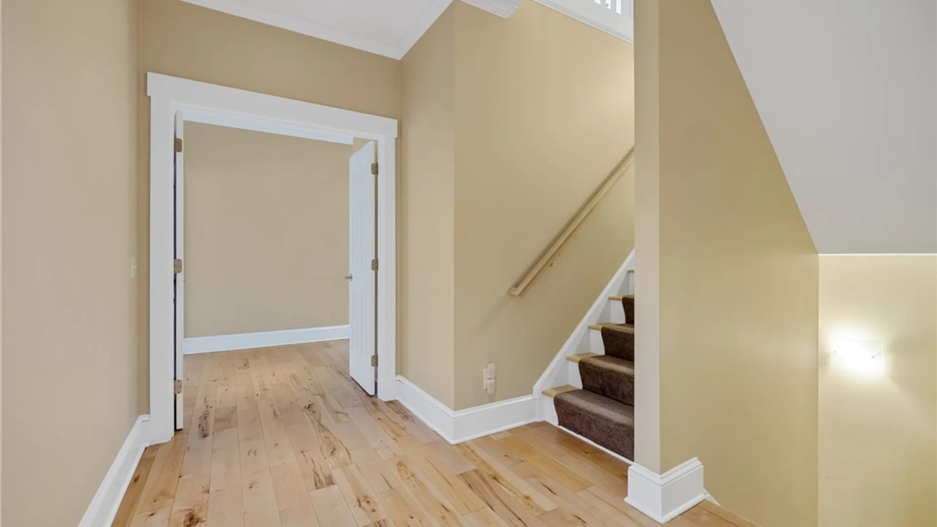 Property at 326 W Bloomfield Road, Pittsford, NY 14534 34