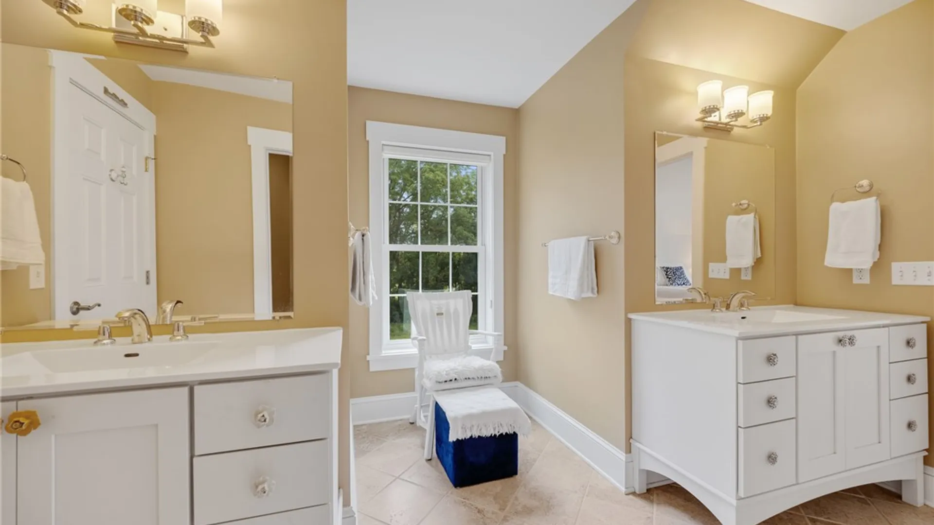 Property at 326 W Bloomfield Road, Pittsford, NY 14534 38