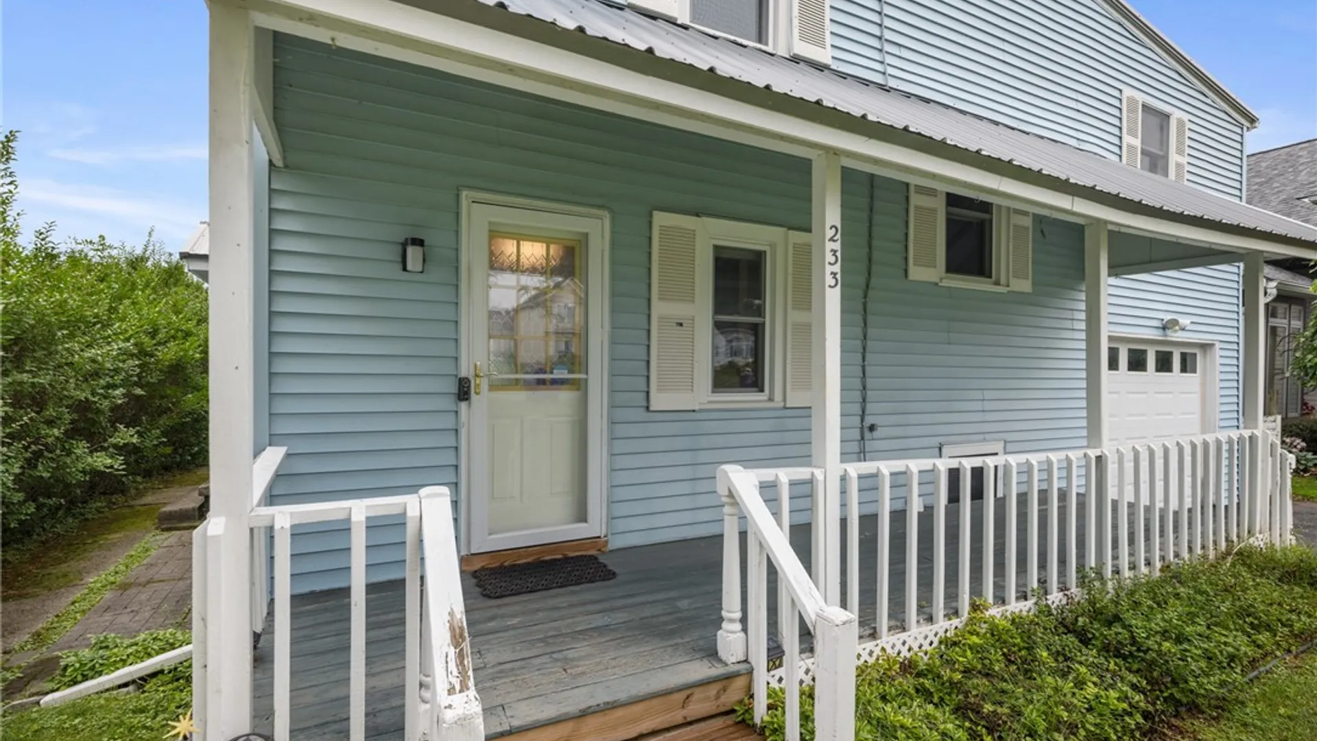 Property at 233 North Drive, Greece, NY 14612 3