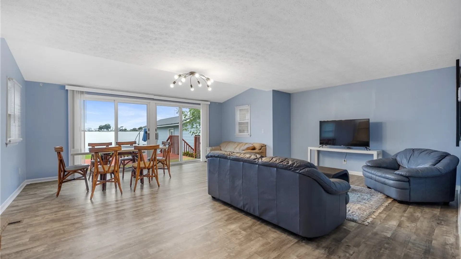 Property at 233 North Drive, Greece, NY 14612 10