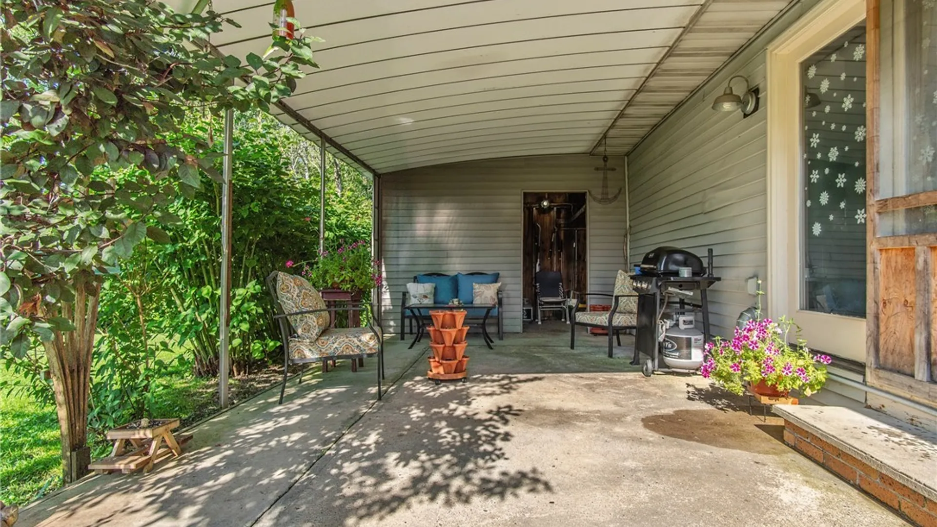 Property at 39 Saint Lawrence Avenue, Alexandria, NY 13607 22