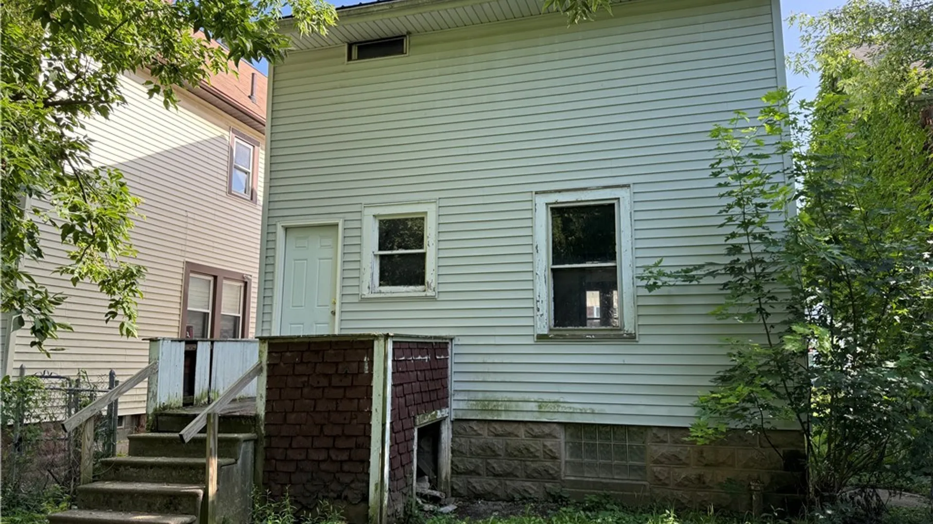 Property at 1868 Weston Avenue, Niagara Falls, NY 14305 3