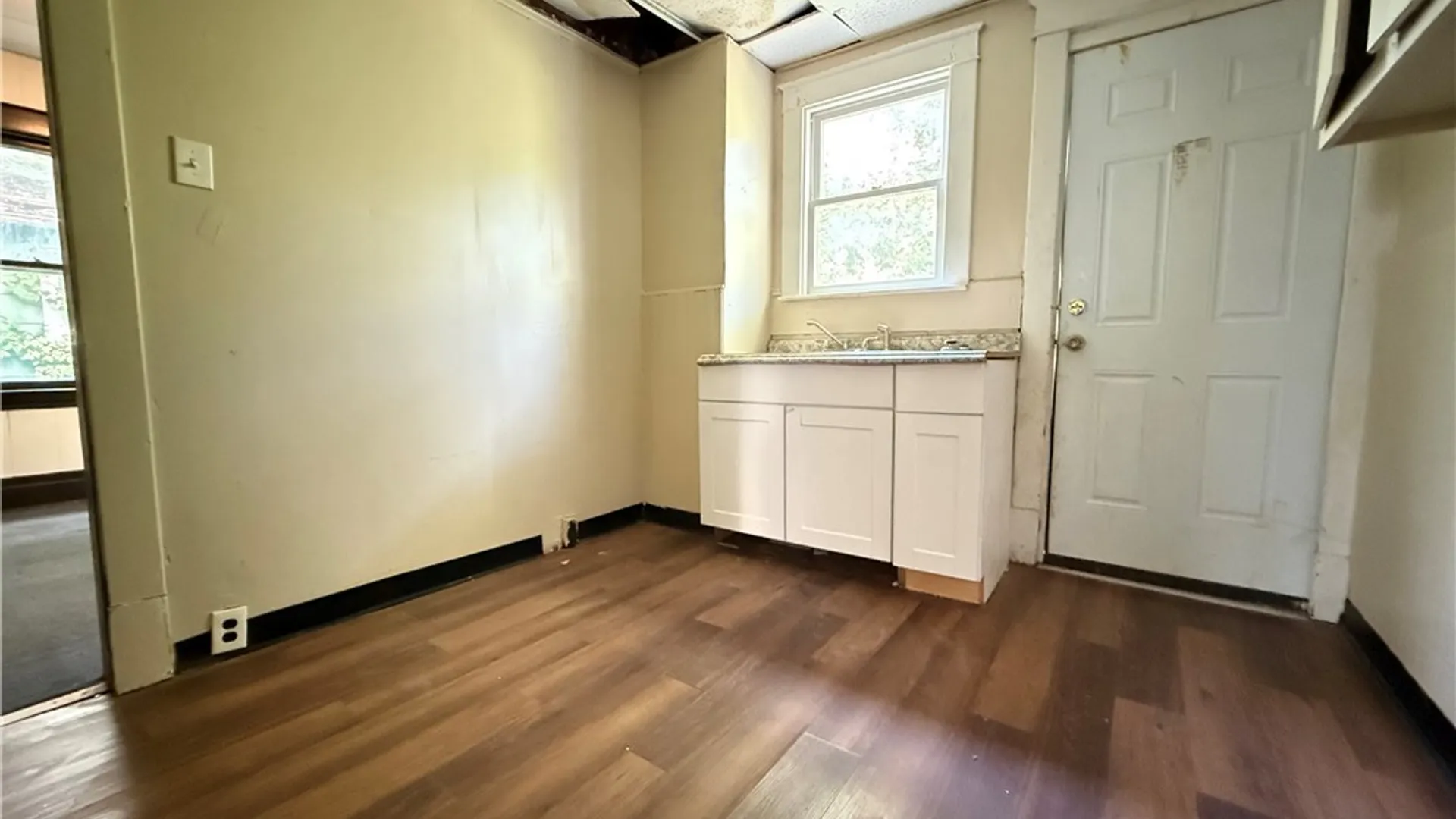 Property at 1868 Weston Avenue, Niagara Falls, NY 14305 11