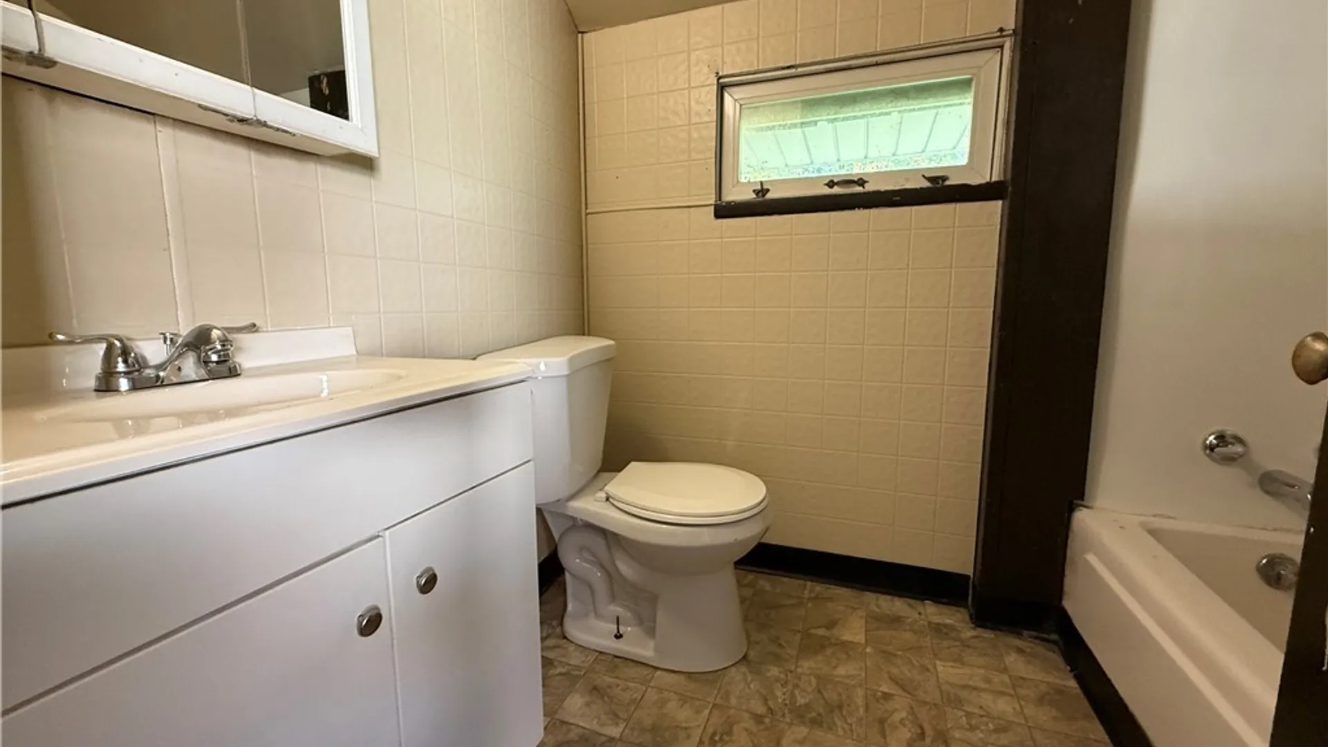 Property at 1868 Weston Avenue, Niagara Falls, NY 14305 23